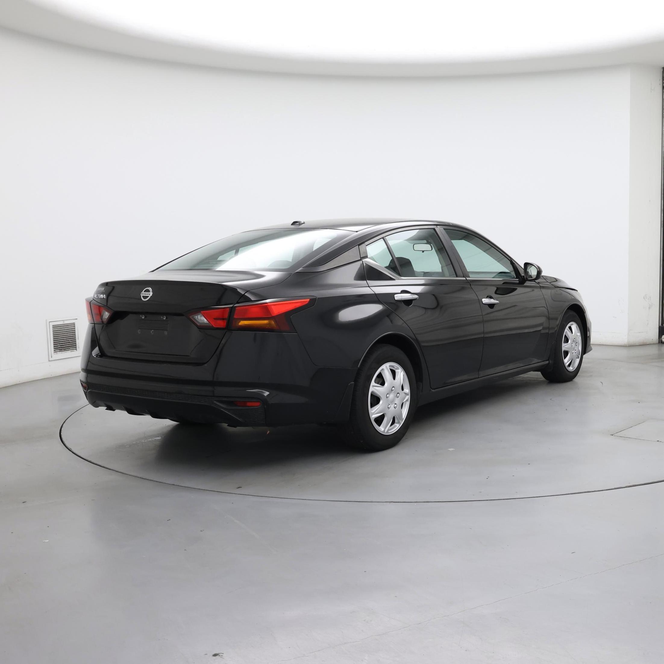 Thumbnail: 2019 Nissan Altima - 8