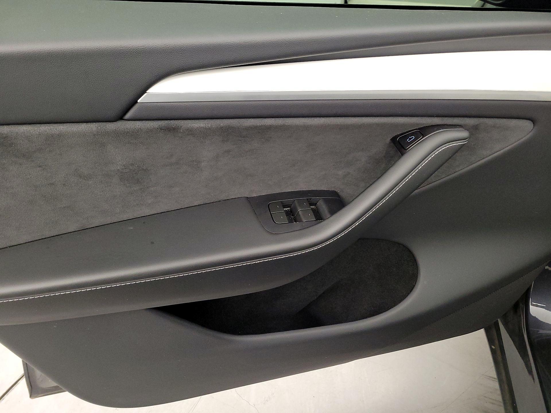 Thumbnail: 2024 Tesla Model Y - 12