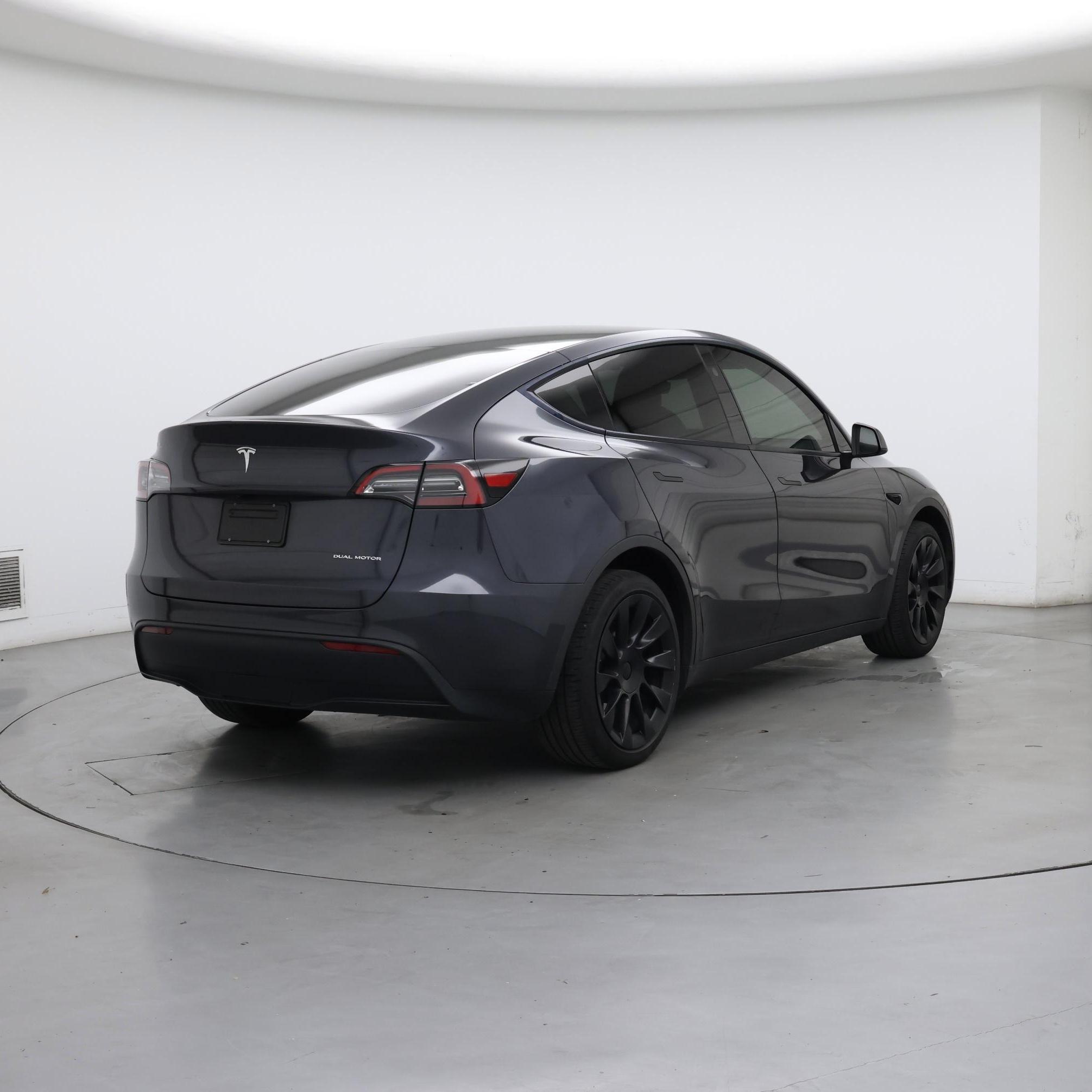 Thumbnail: 2024 Tesla Model Y - 8
