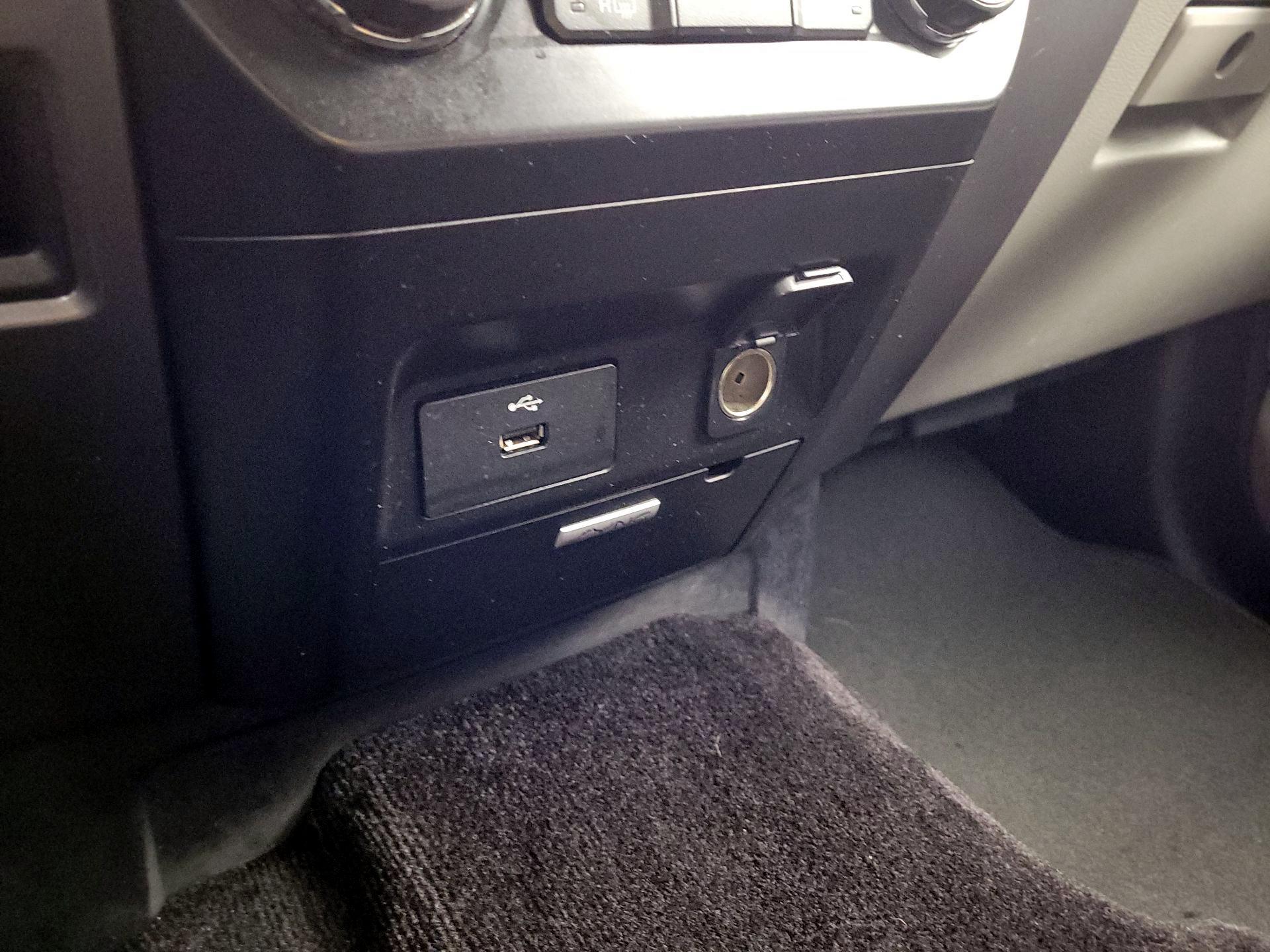 Thumbnail: 2016 Ford F-150 - 18