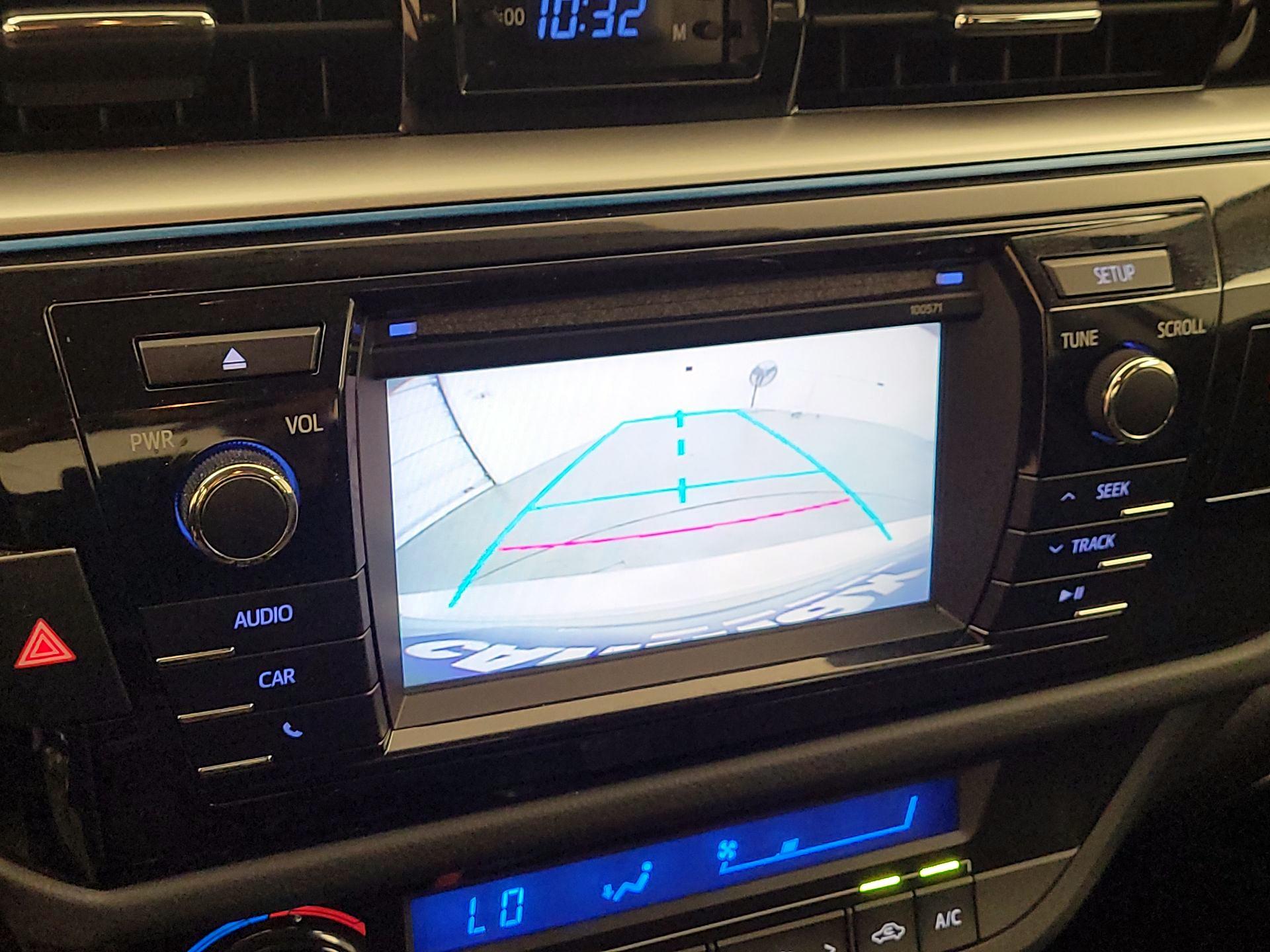 Thumbnail: 2016 Toyota Corolla - 14