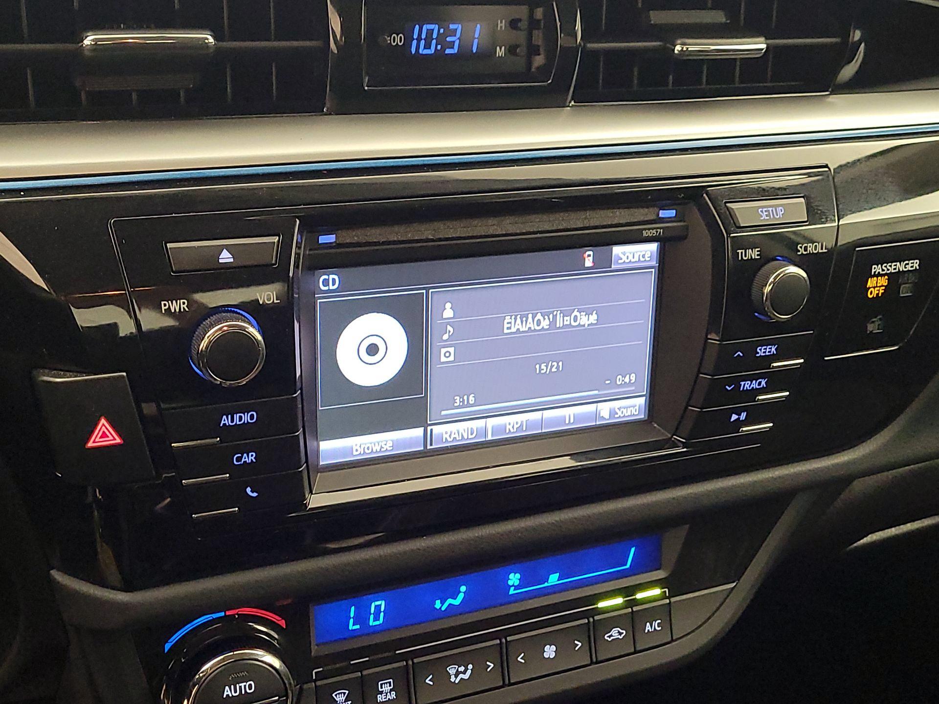 Thumbnail: 2016 Toyota Corolla - 15