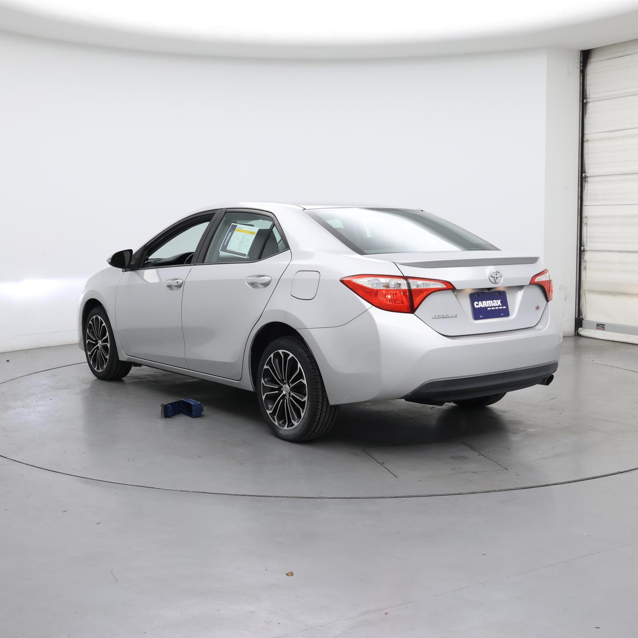 Thumbnail: 2016 Toyota Corolla - 2