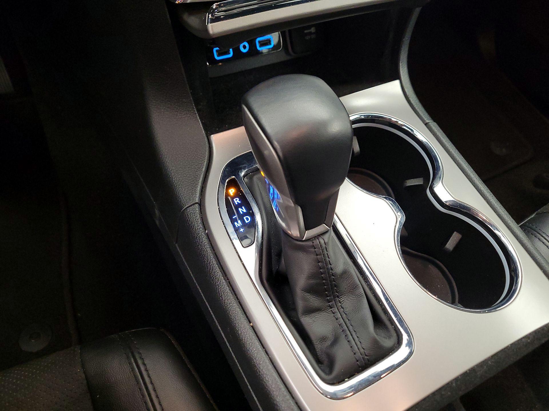 Thumbnail: 2022 Jeep Grand Cherokee - 17