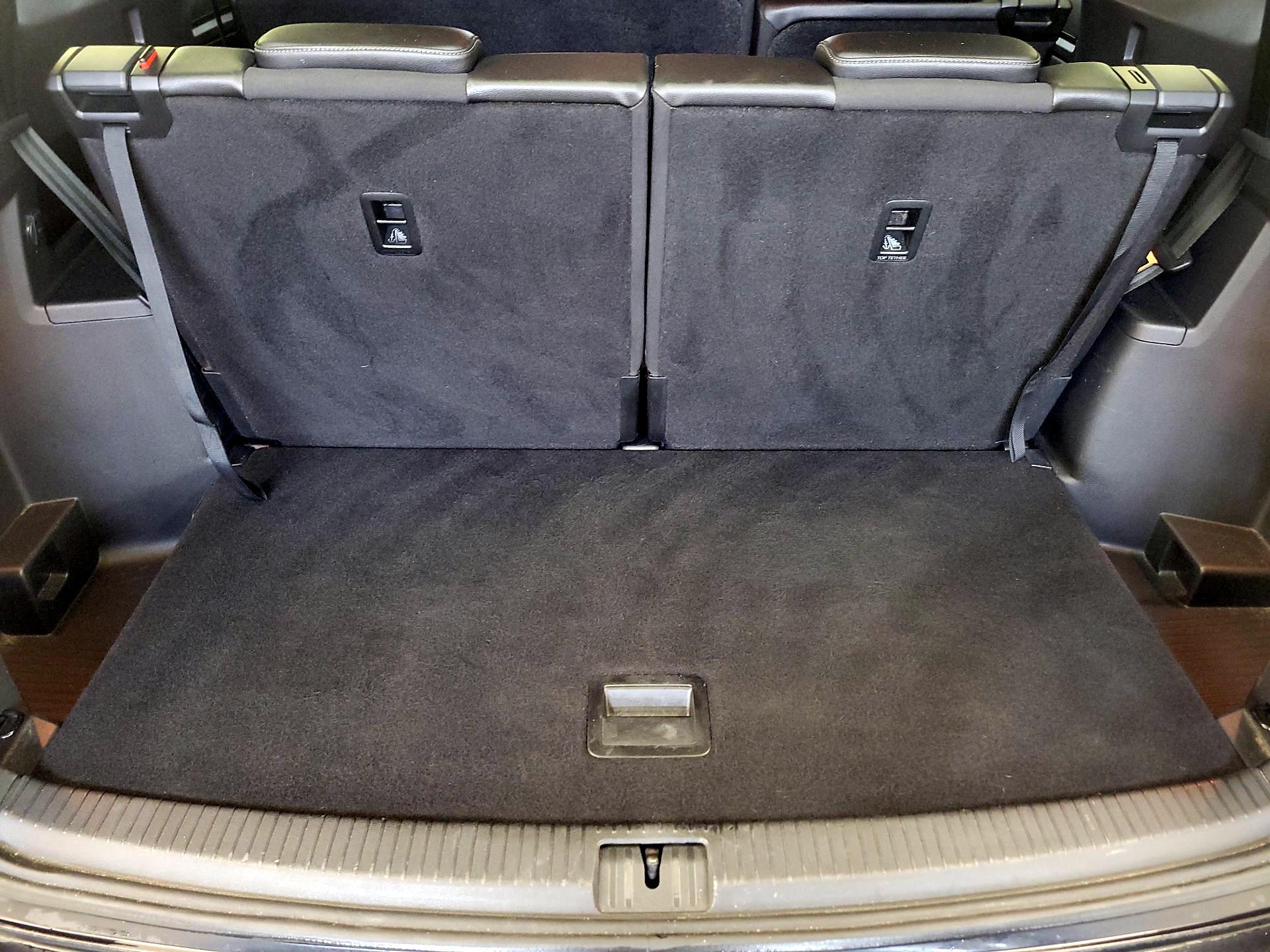 Thumbnail: 2019 Volkswagen Atlas - 16