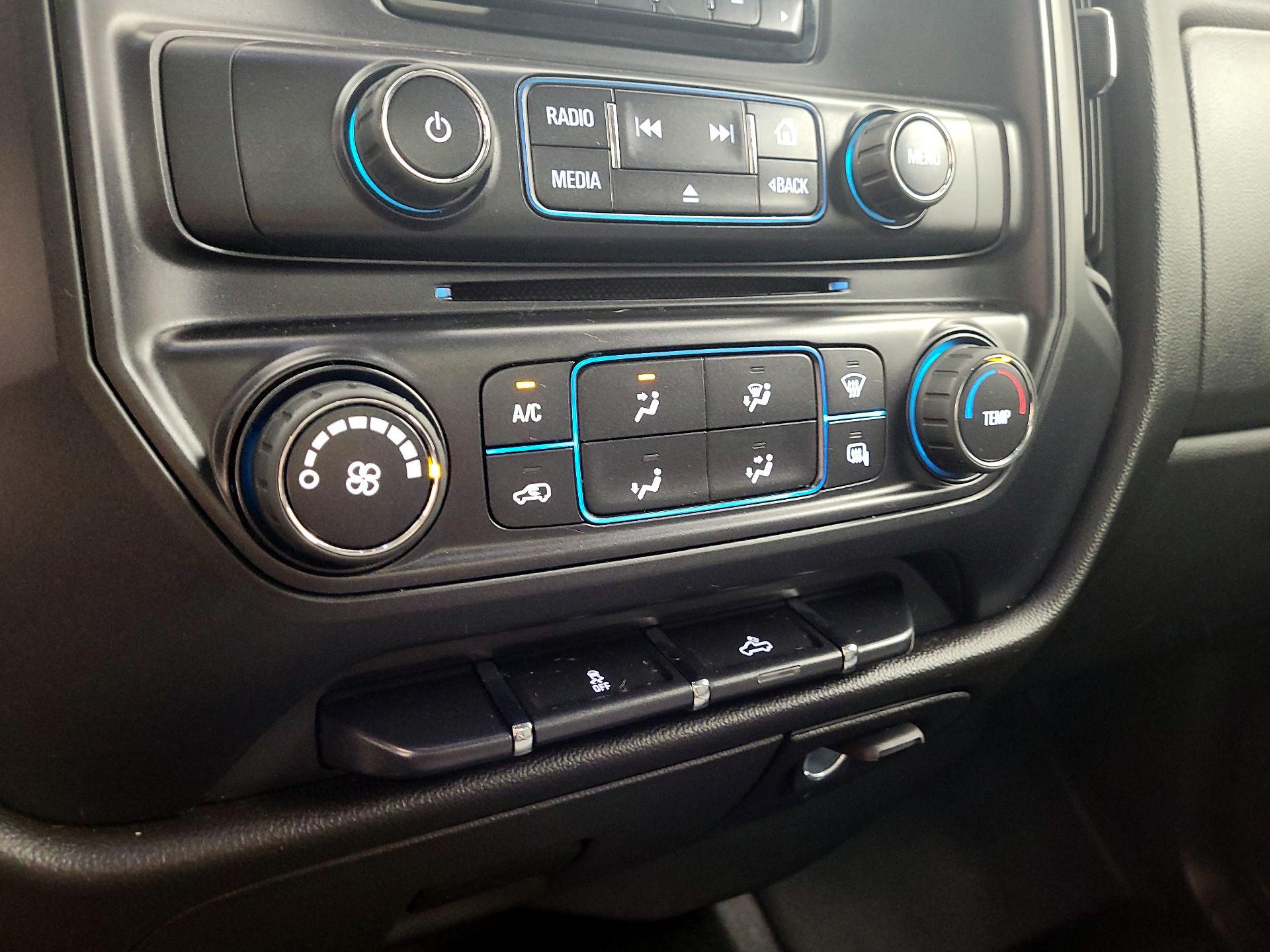 Thumbnail: 2014 Chevrolet Silverado 1500 - 15