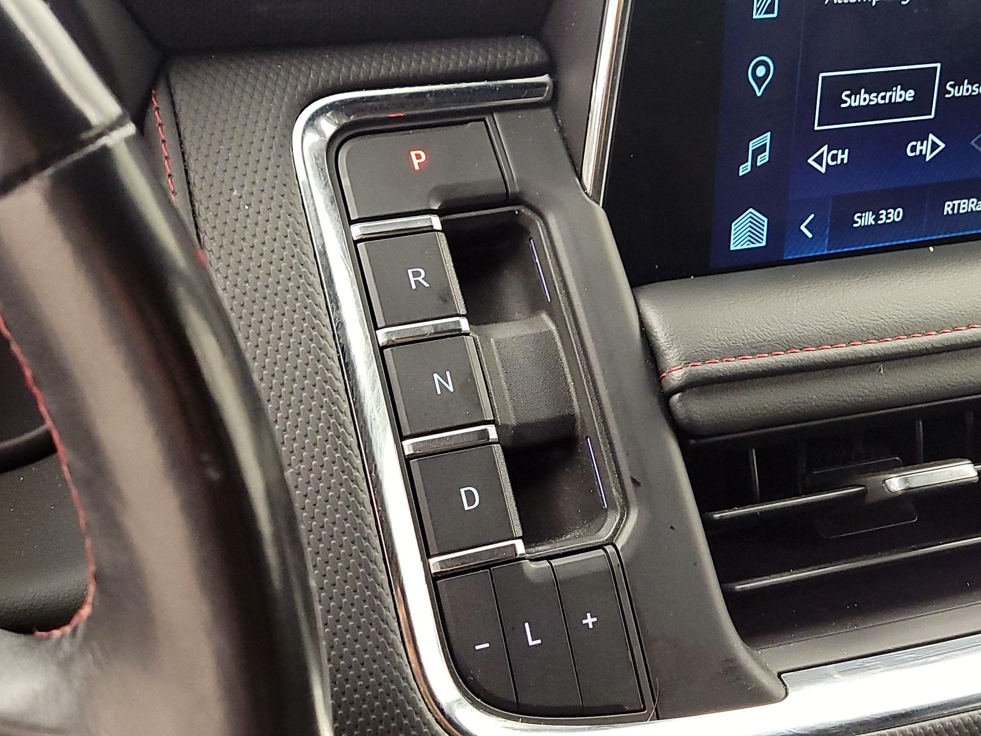 Thumbnail: 2022 Chevrolet Tahoe - 17