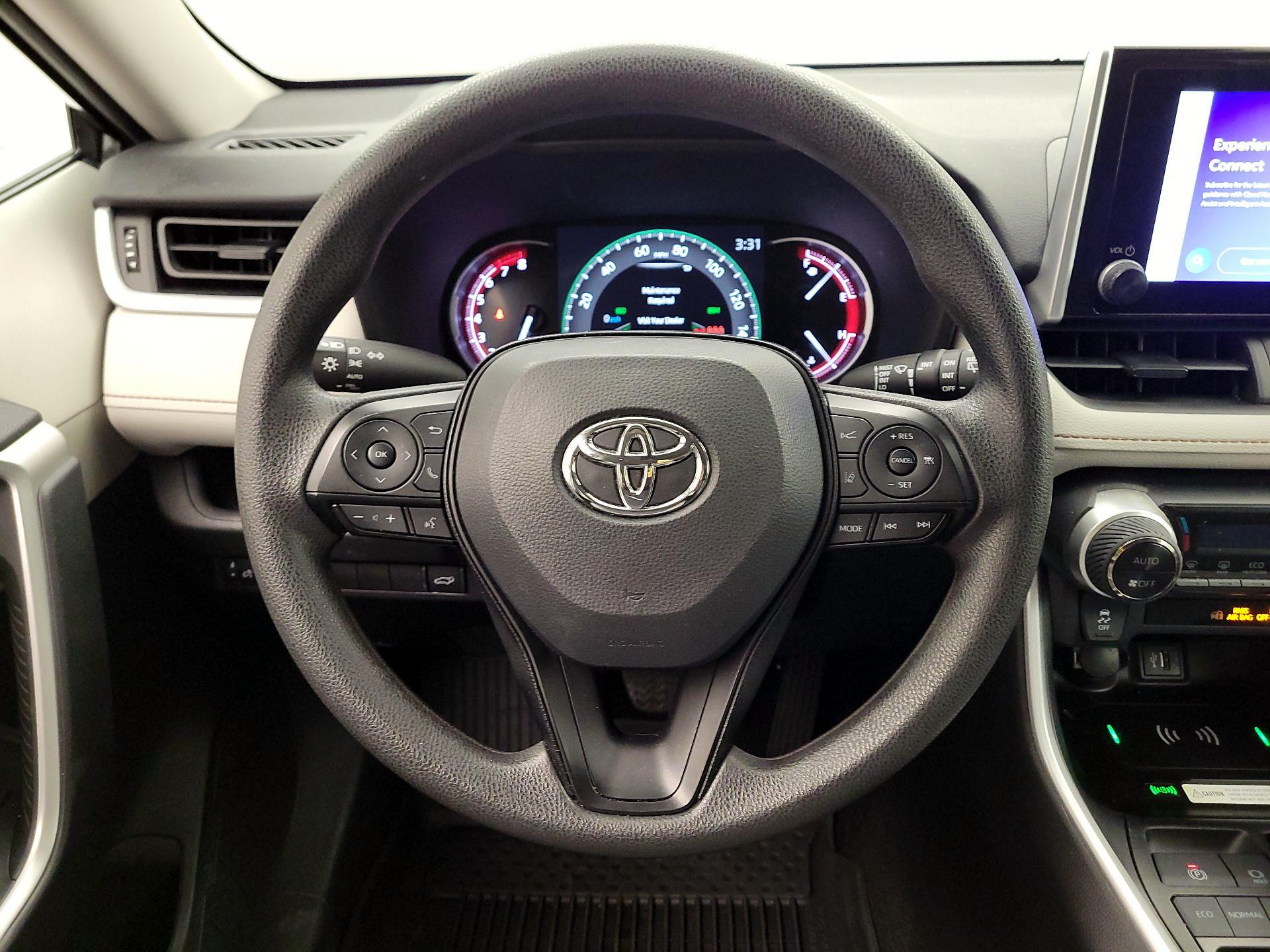 Thumbnail: 2024 Toyota RAV4 - 10