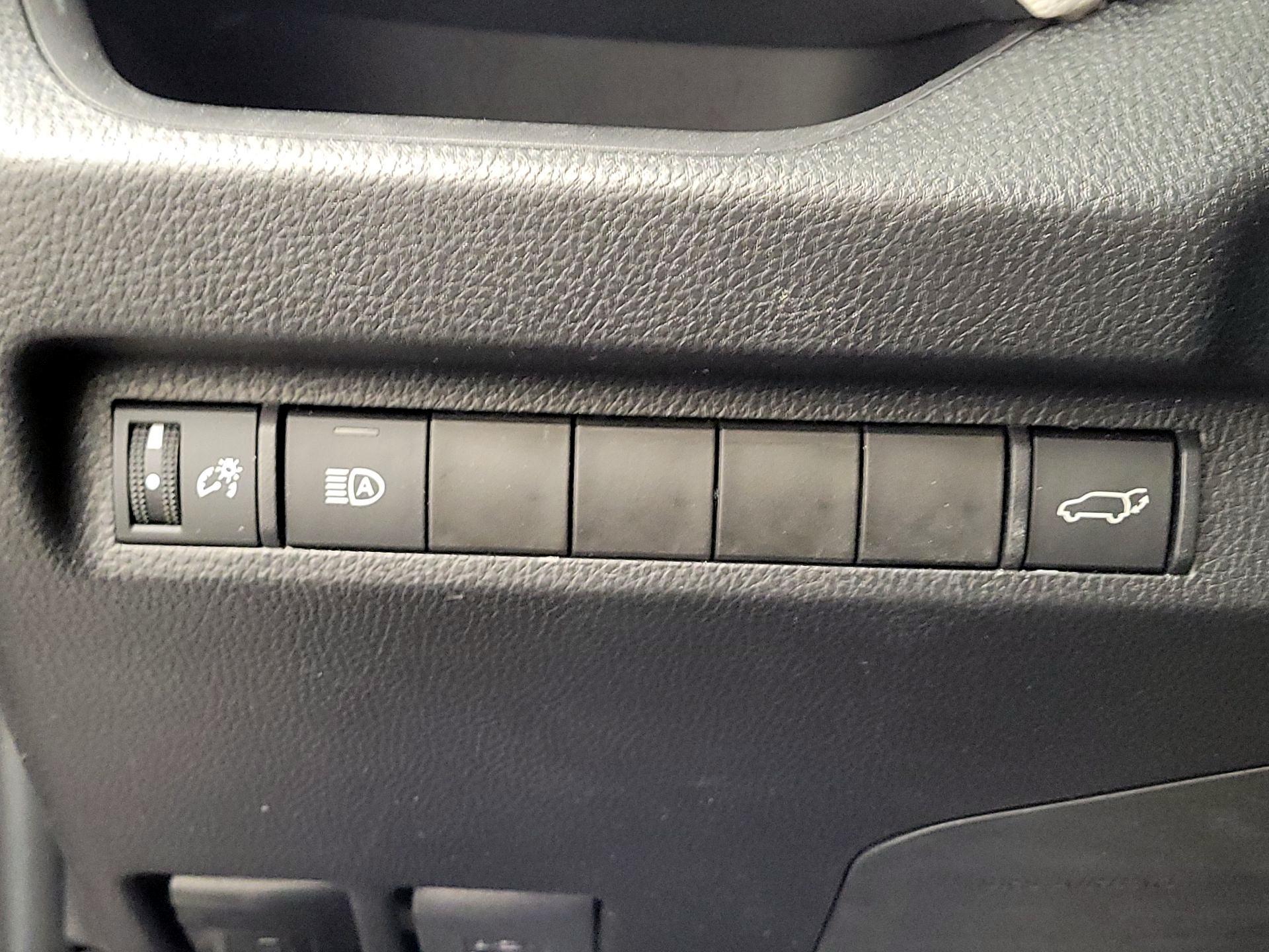 Thumbnail: 2024 Toyota RAV4 - 13