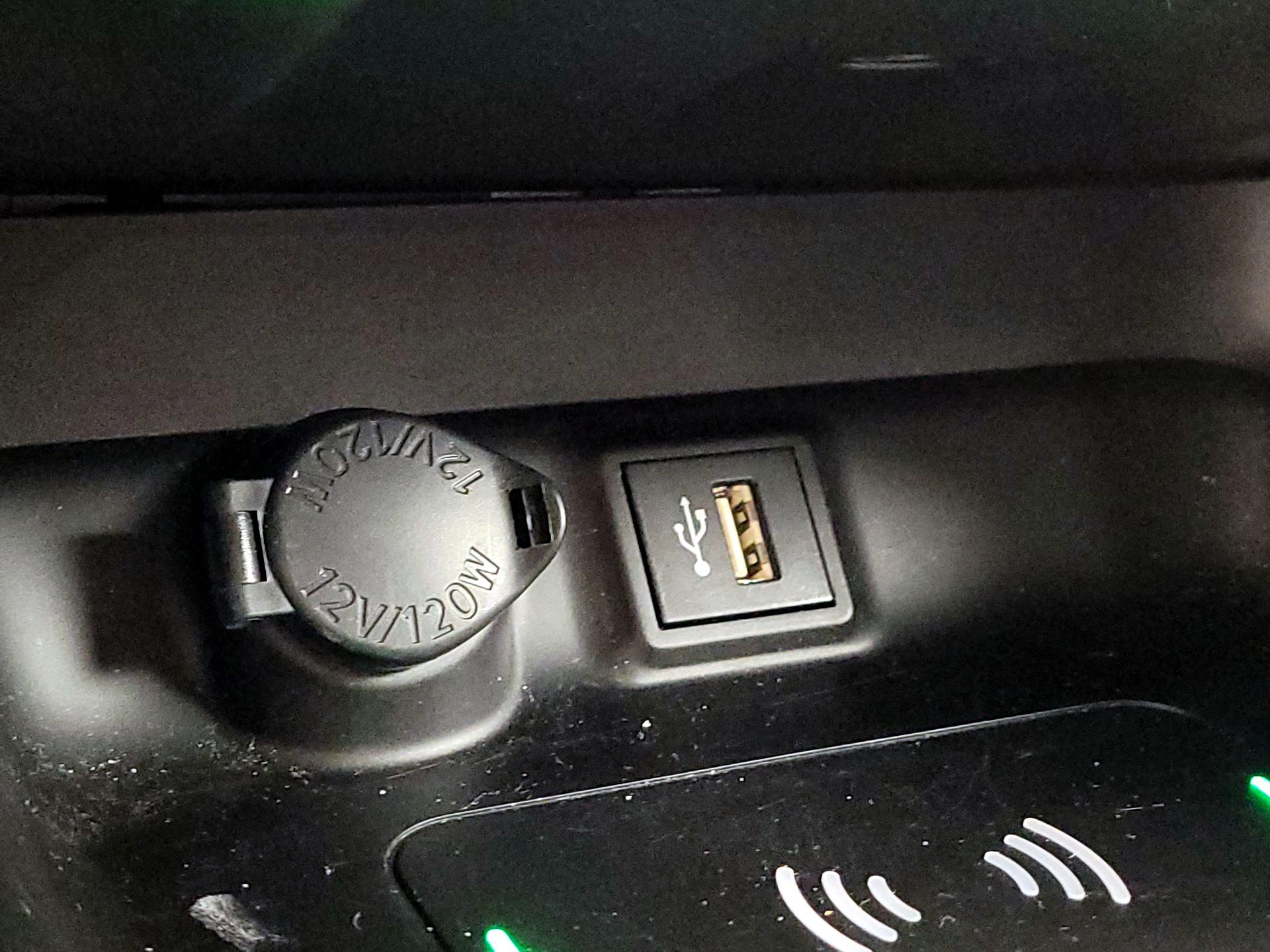 Thumbnail: 2024 Toyota RAV4 - 18