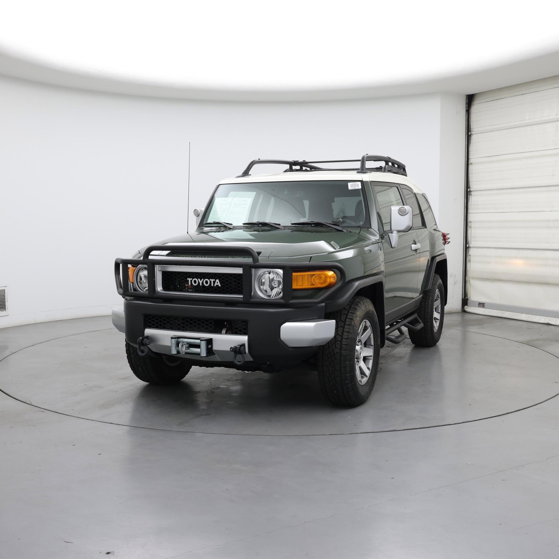 Thumbnail: 2014 Toyota FJ Cruiser - 4