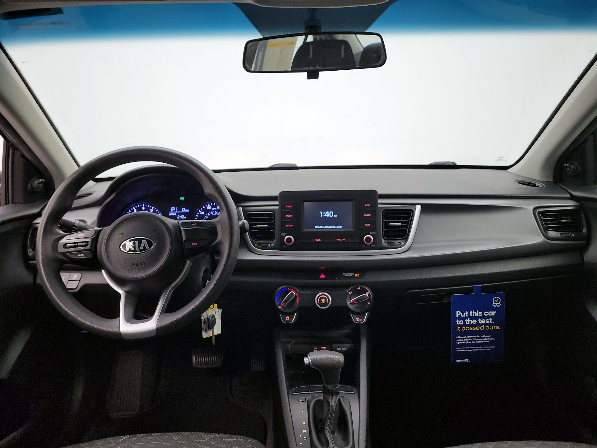 Thumbnail: 2018 Kia Rio - 9