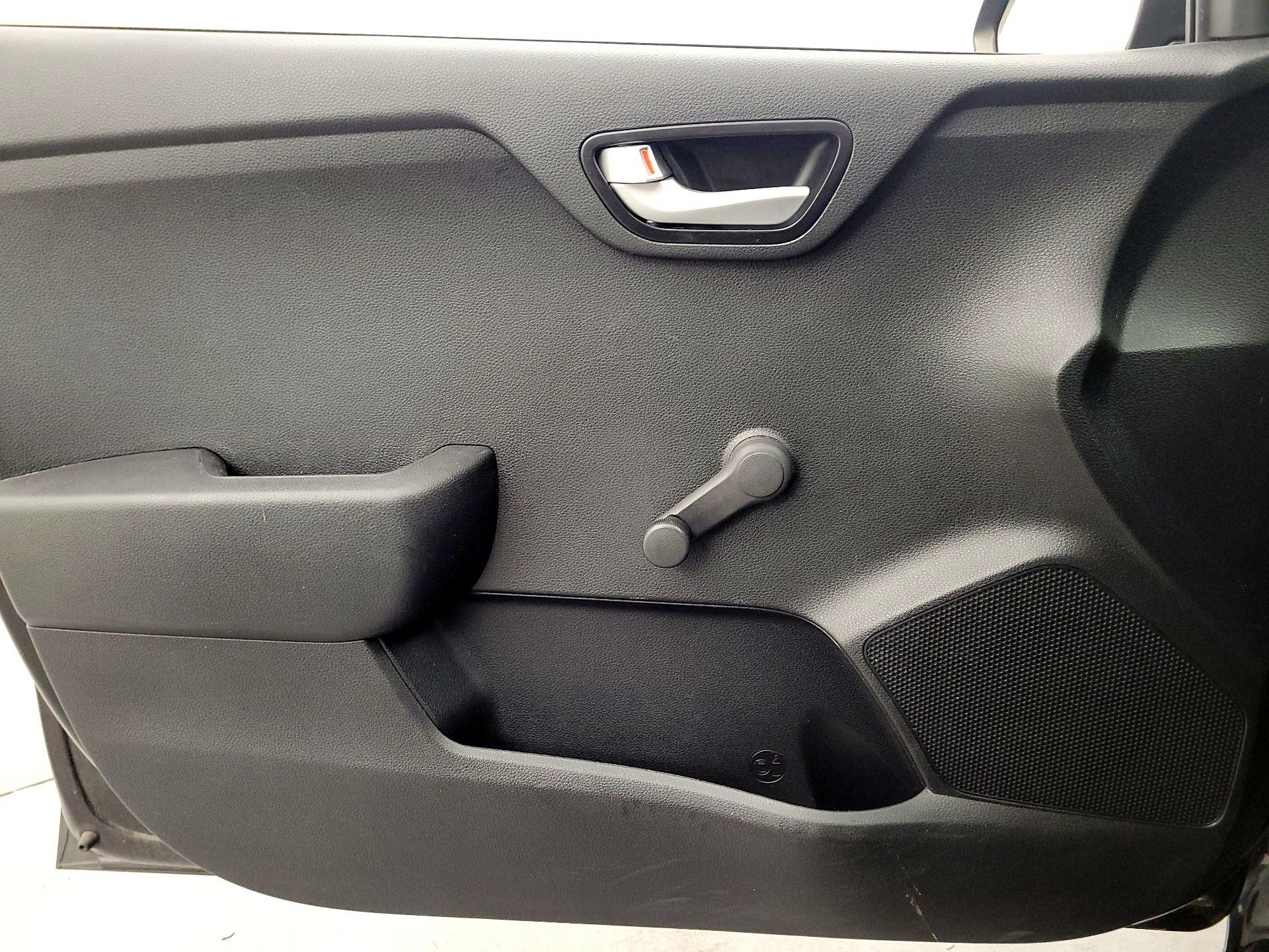 Thumbnail: 2018 Kia Rio - 12