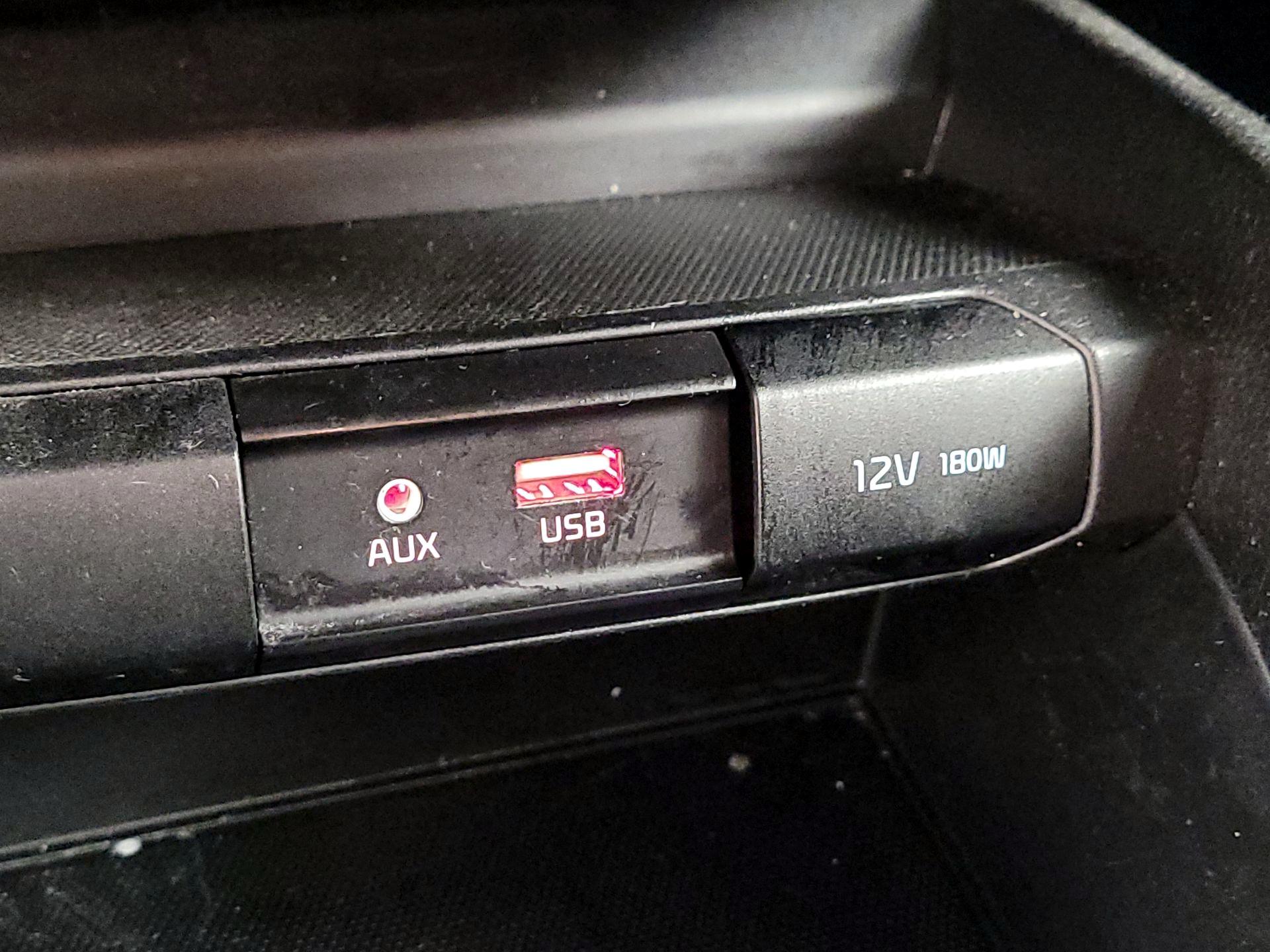 Thumbnail: 2018 Kia Rio - 17