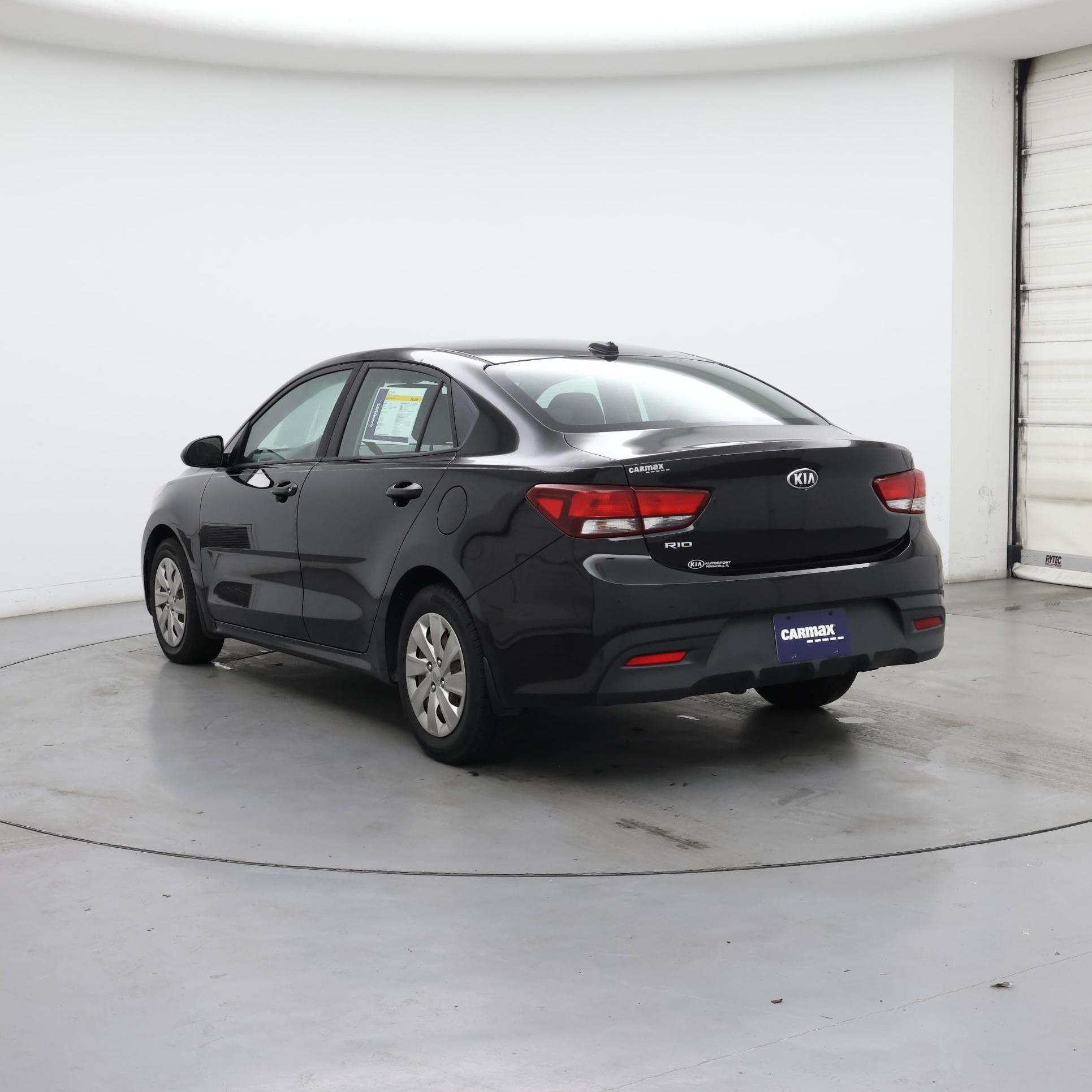 Thumbnail: 2018 Kia Rio - 2