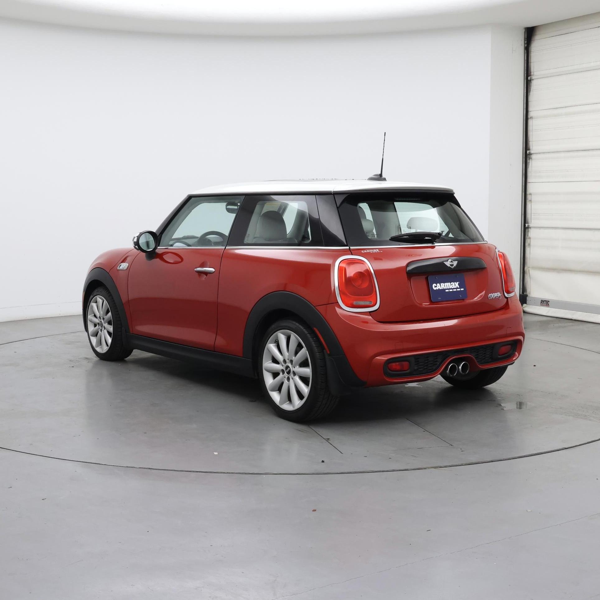 Thumbnail: 2015 MINI Cooper Hardtop - 2