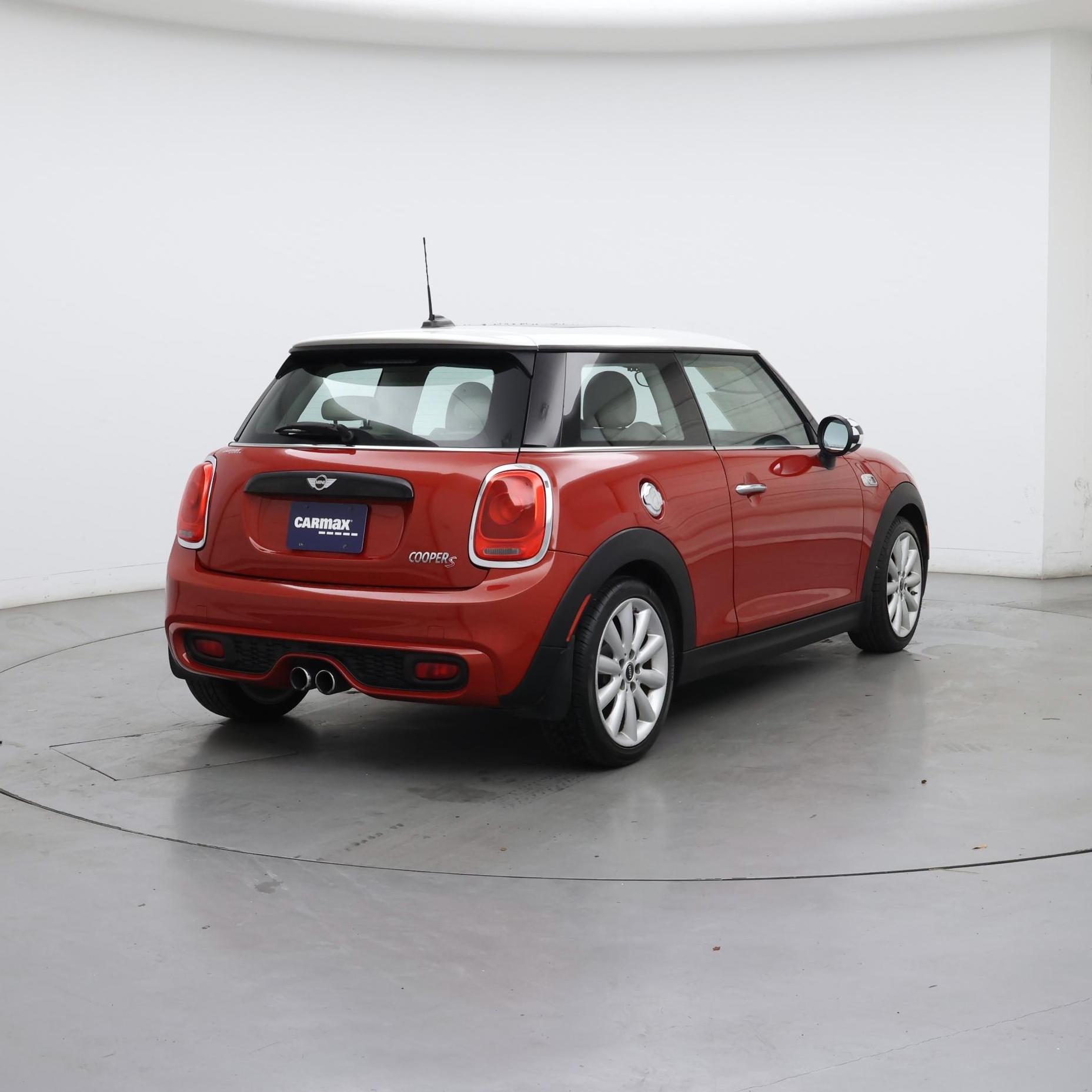 Thumbnail: 2015 MINI Cooper Hardtop - 8