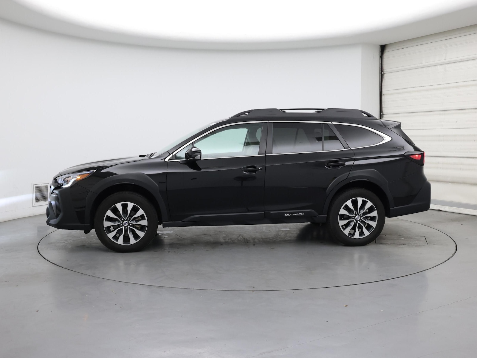 2024 Subaru Outback Limited - Photo 4