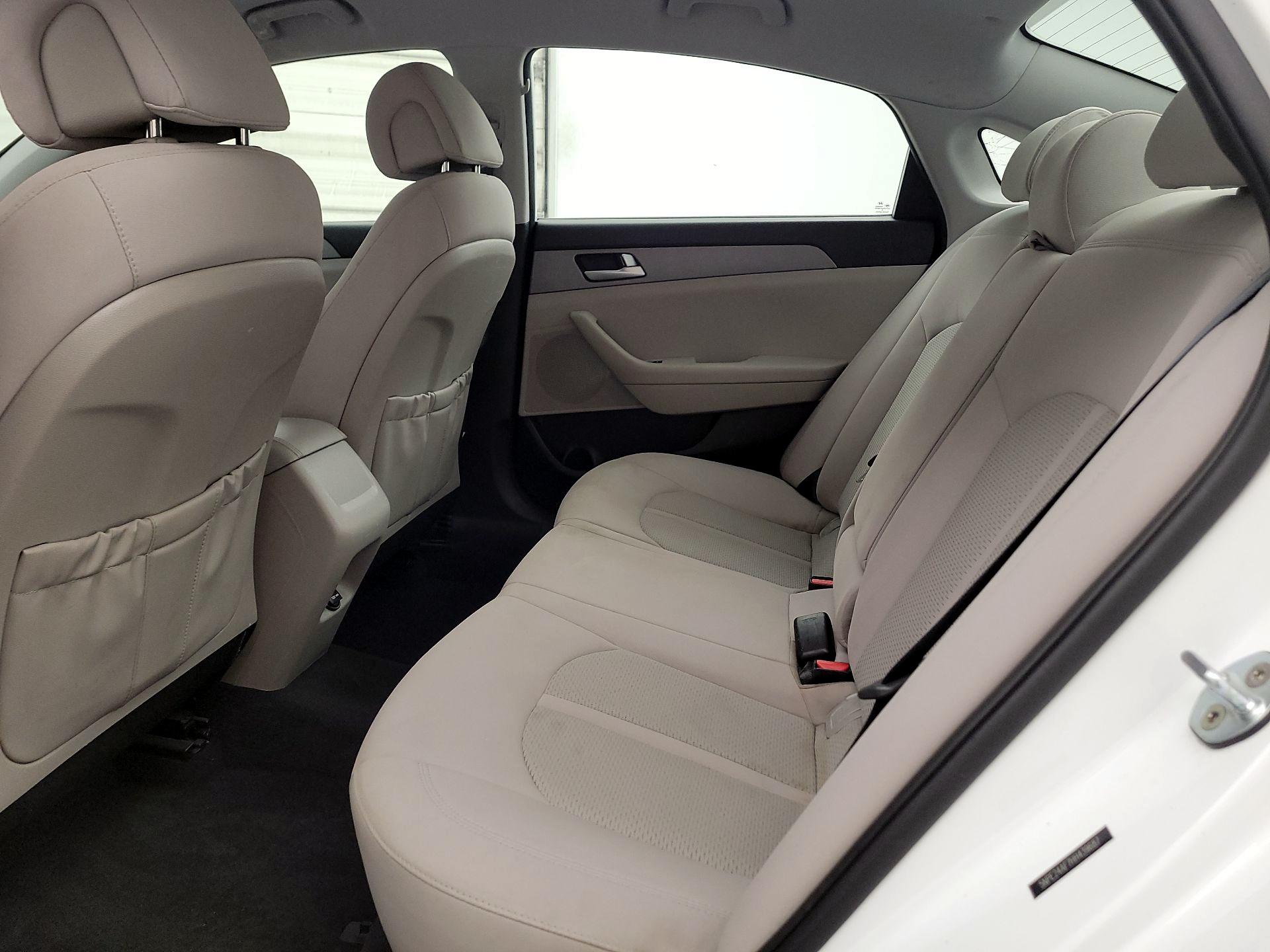 Thumbnail: 2017 Hyundai Sonata - 19