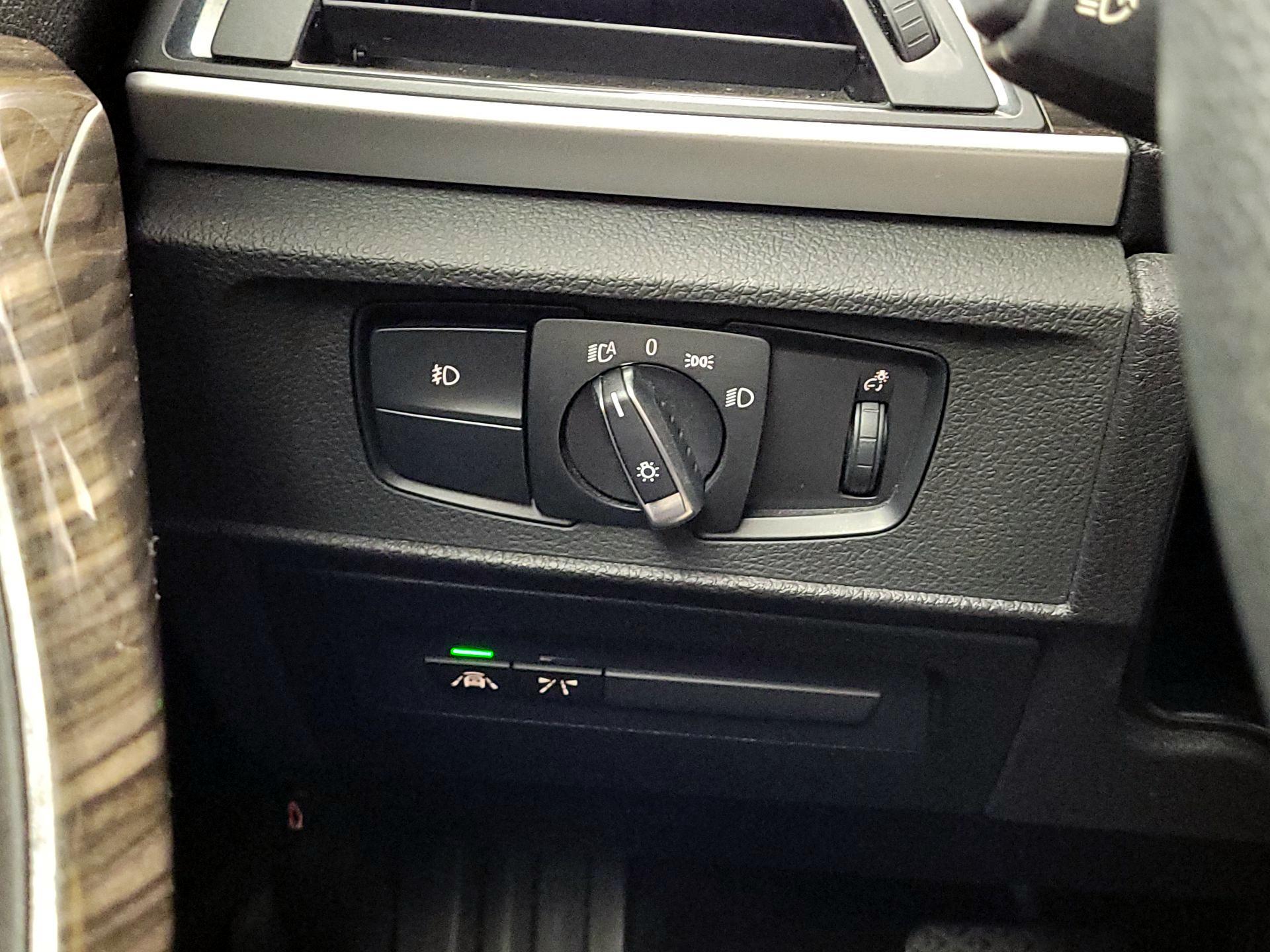 Thumbnail: 2016 BMW 2 Series - 13