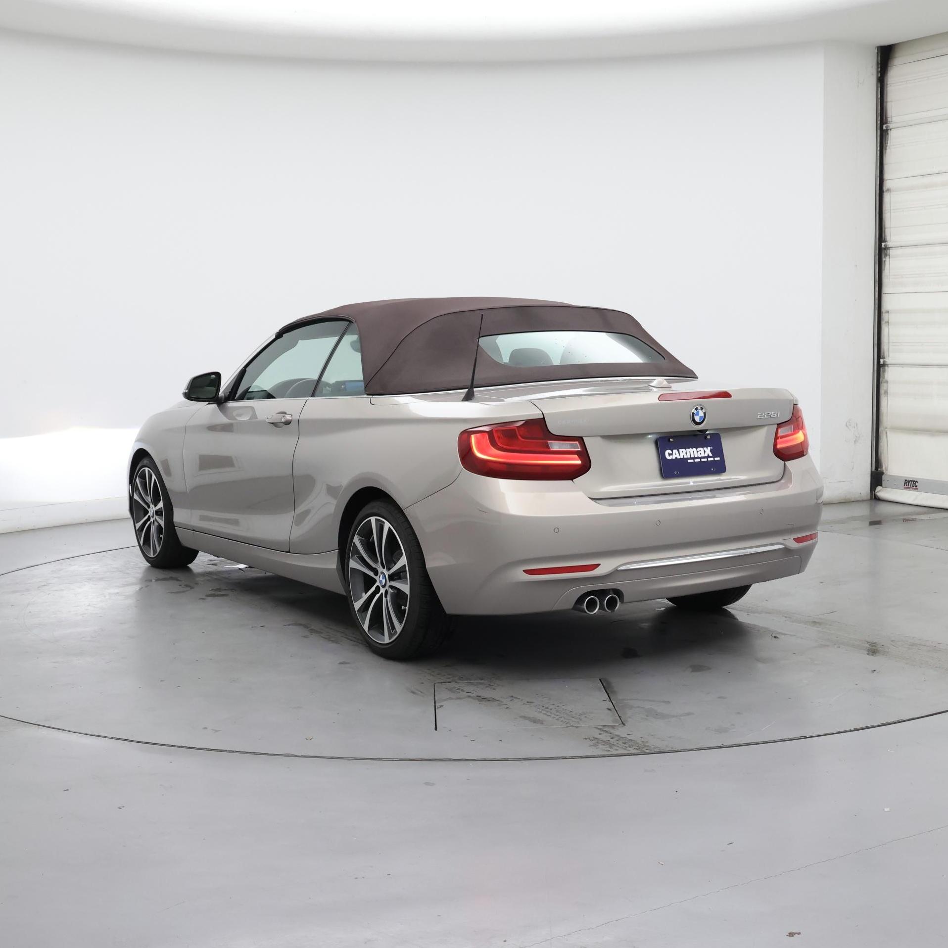 Thumbnail: 2016 BMW 2 Series - 2