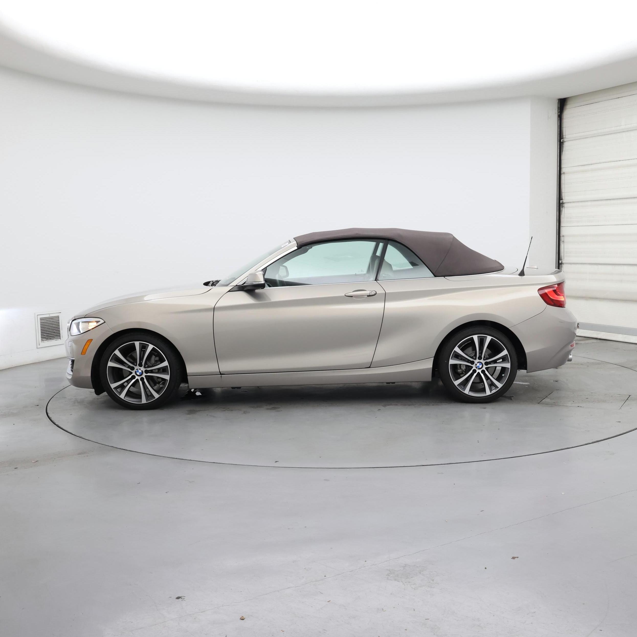 Thumbnail: 2016 BMW 2 Series - 3