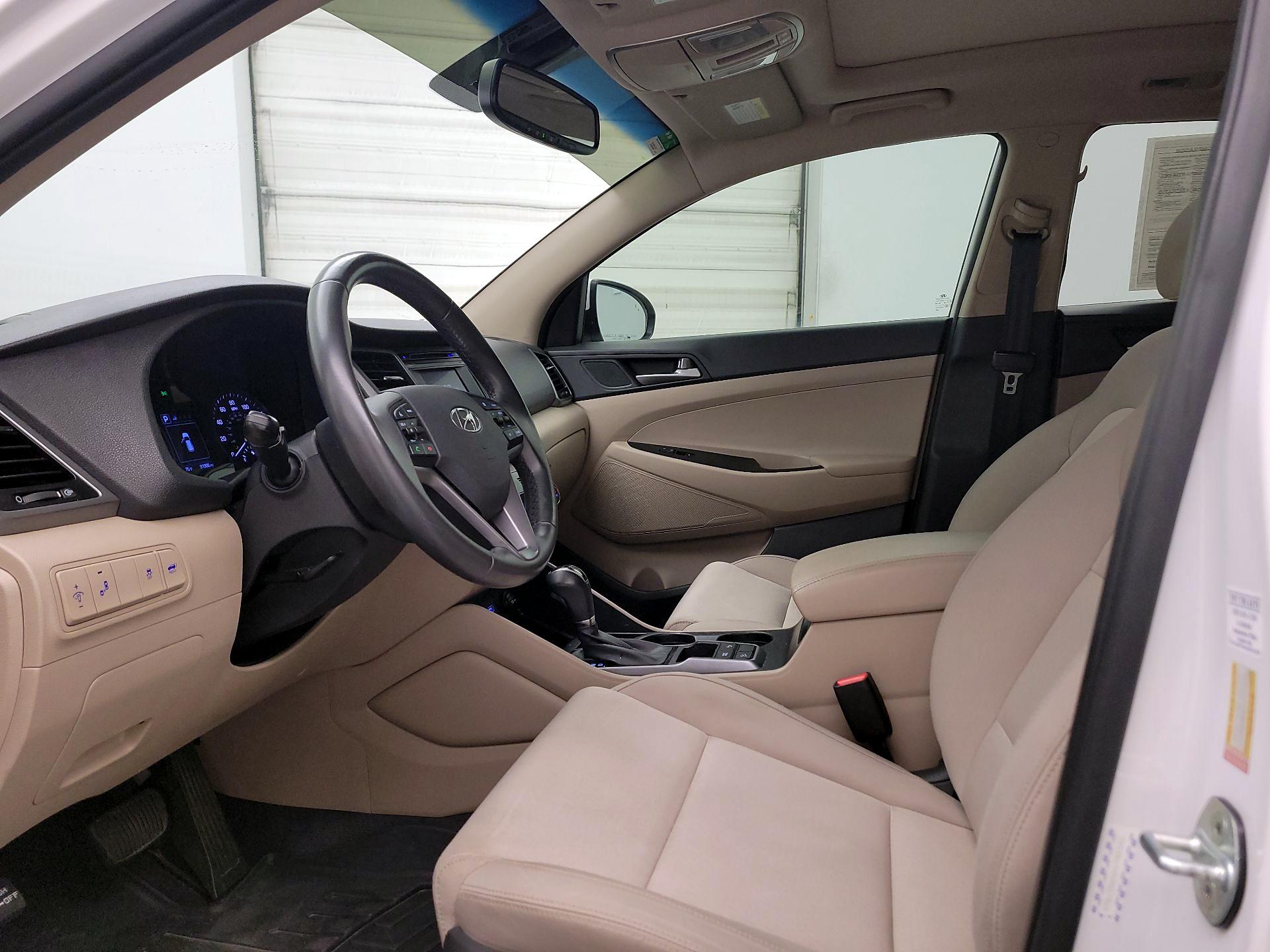 Thumbnail: 2017 Hyundai Tucson - 11