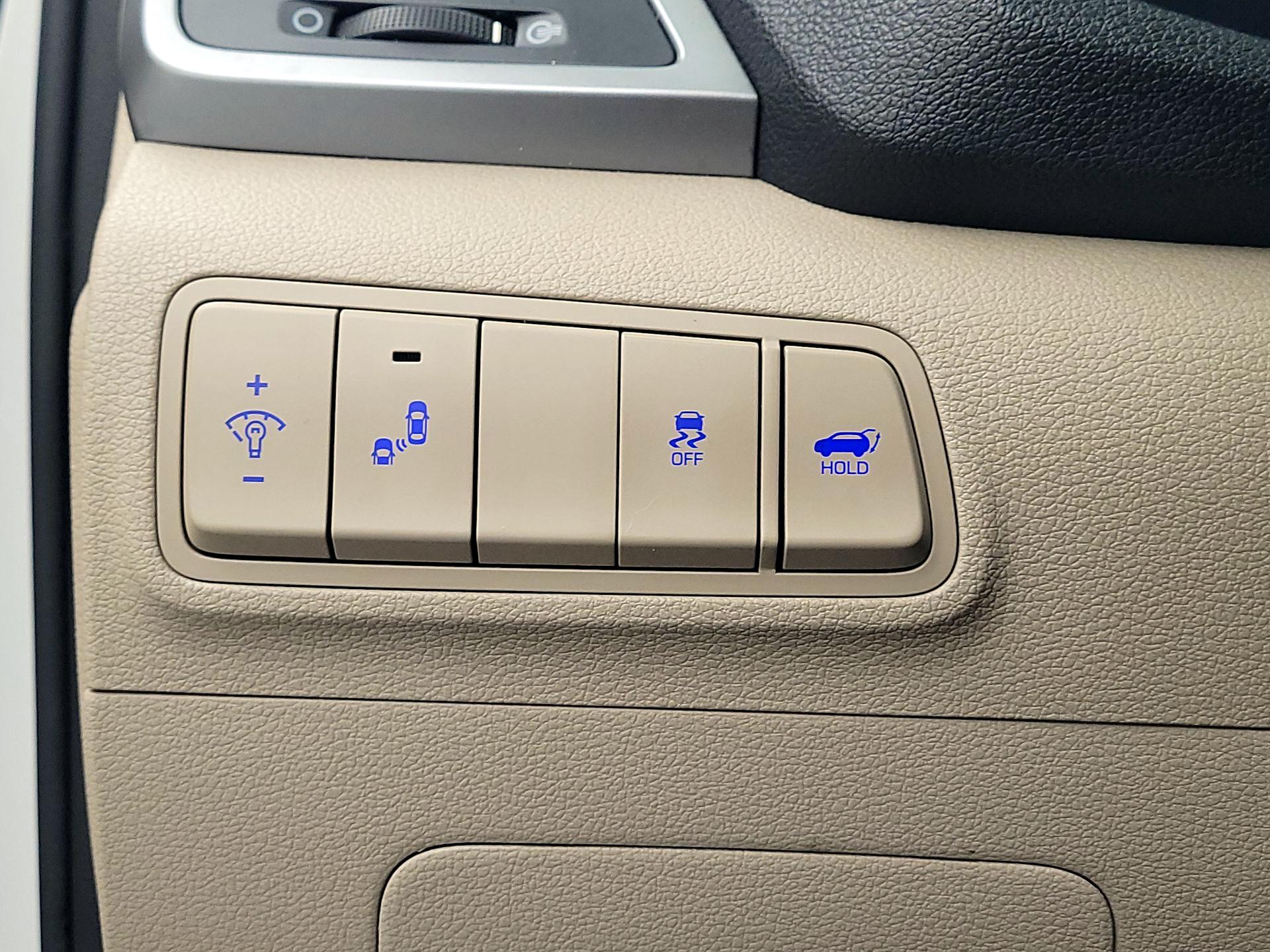 Thumbnail: 2017 Hyundai Tucson - 13