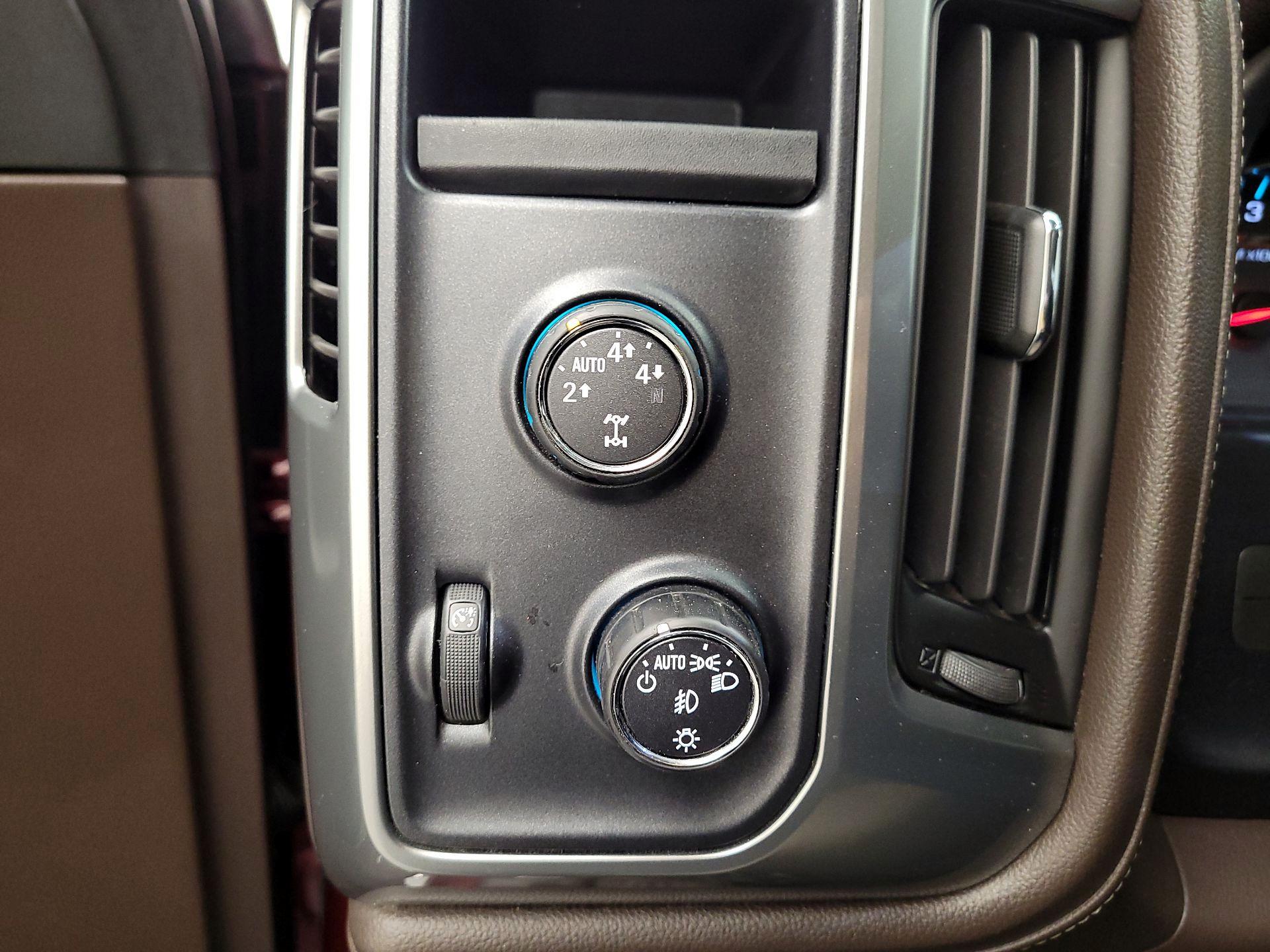 Thumbnail: 2014 Chevrolet Silverado 1500 - 13