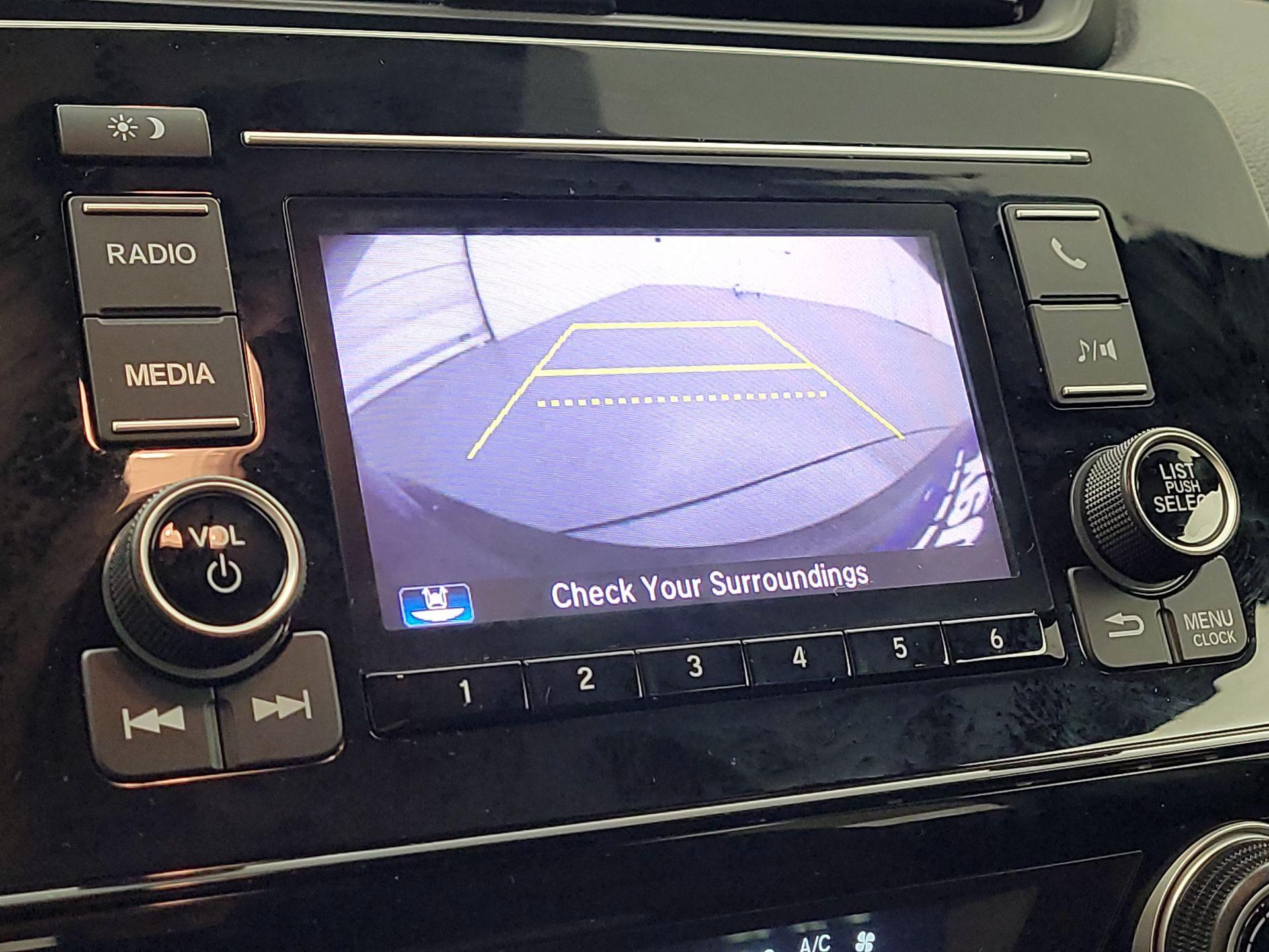 Thumbnail: 2021 Honda CR-V - 14