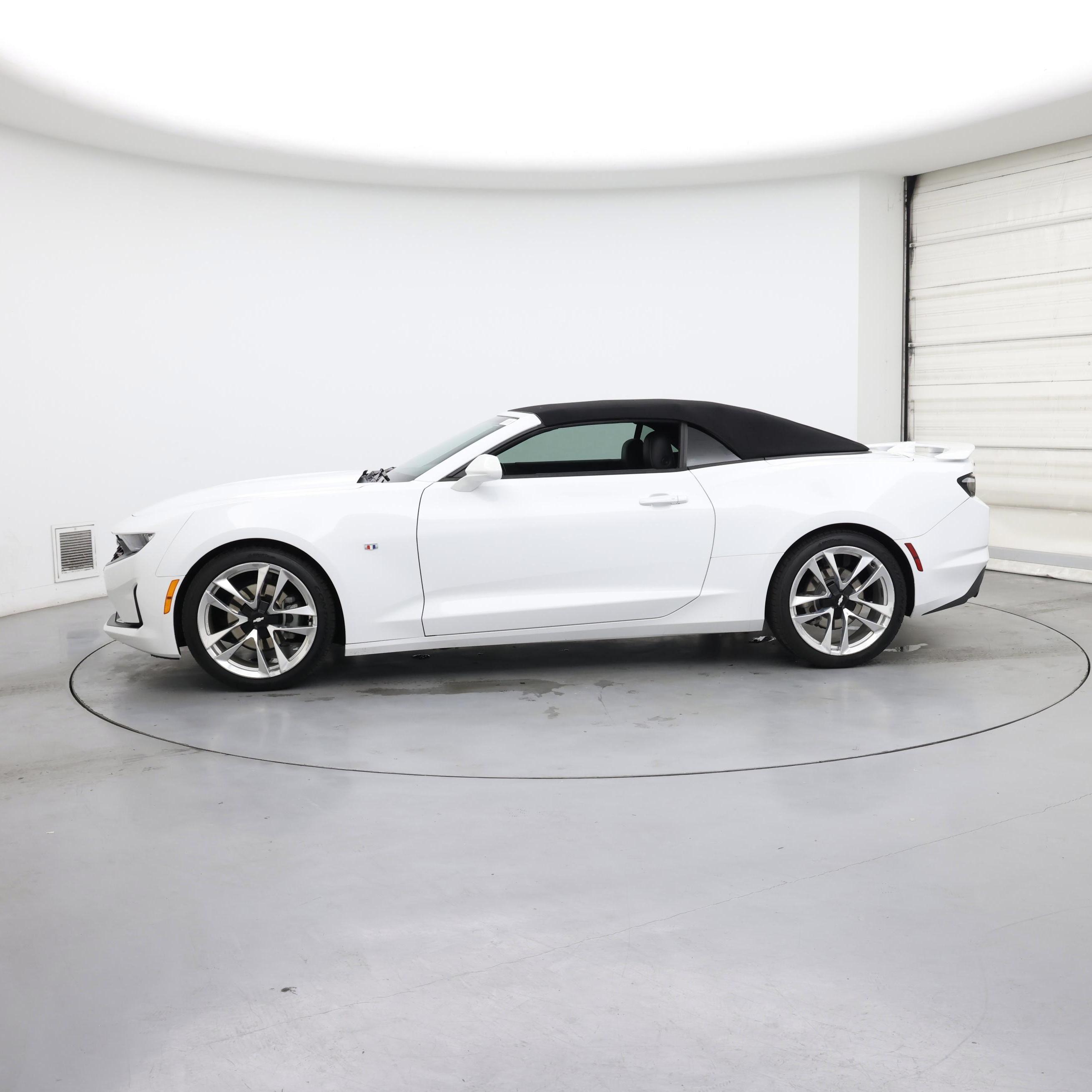 Thumbnail: 2020 Chevrolet Camaro - 3