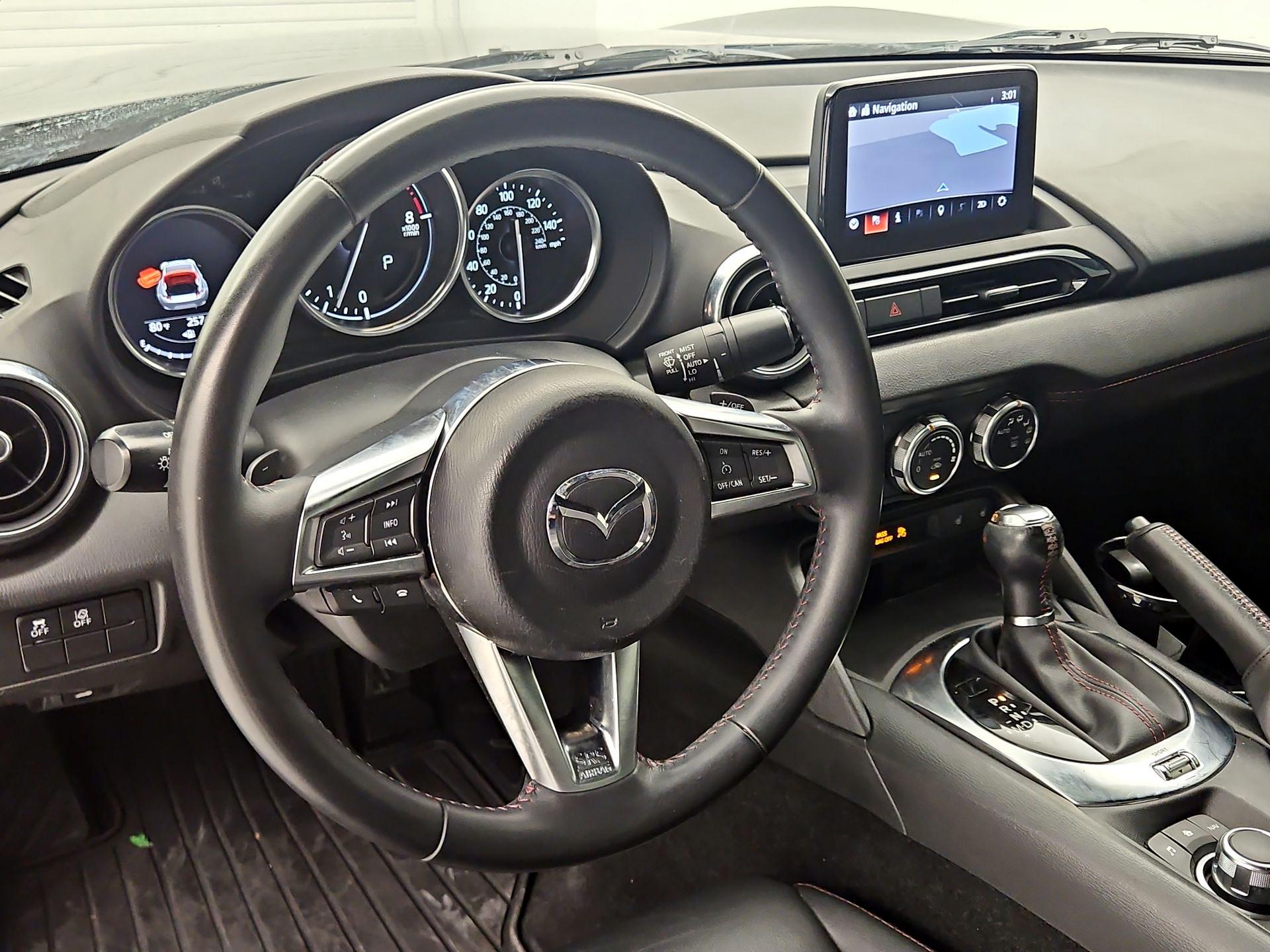 Thumbnail: 2019 Mazda MX-5 Miata - 10