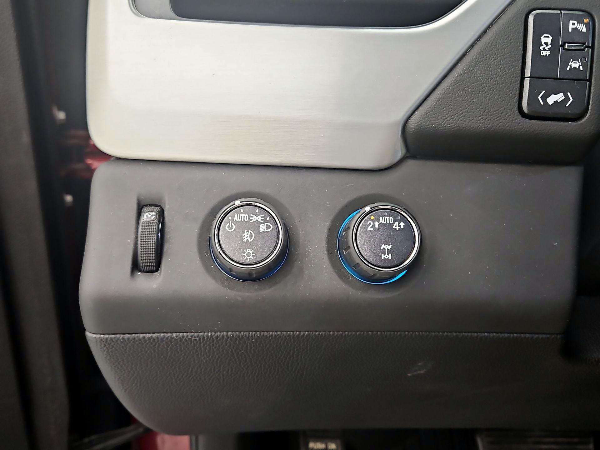 Thumbnail: 2018 GMC Yukon - 13