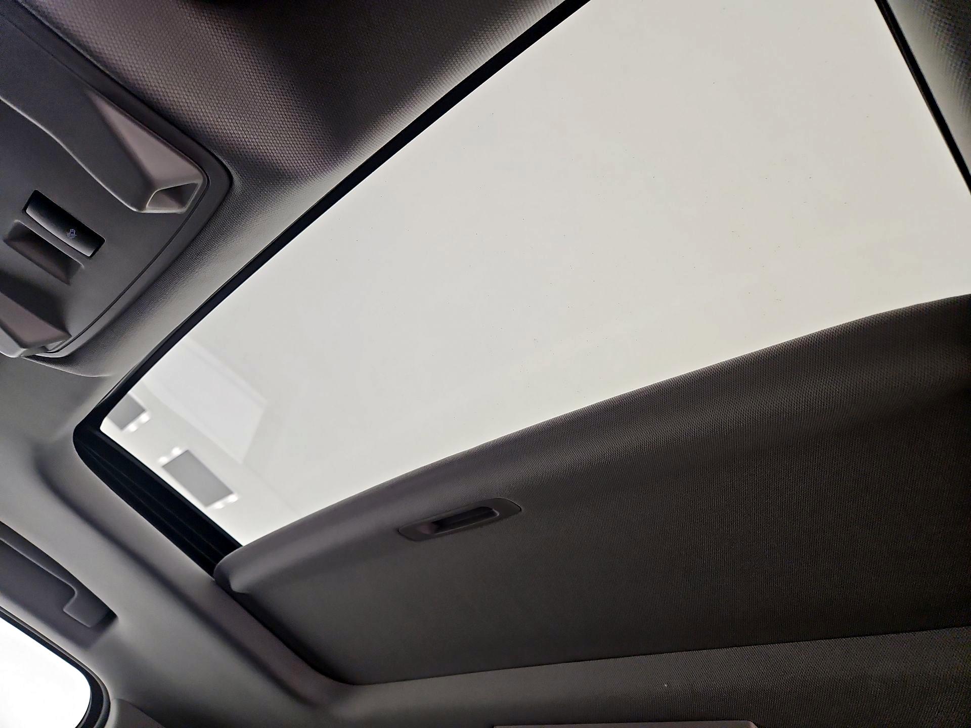 Thumbnail: 2018 GMC Yukon - 19