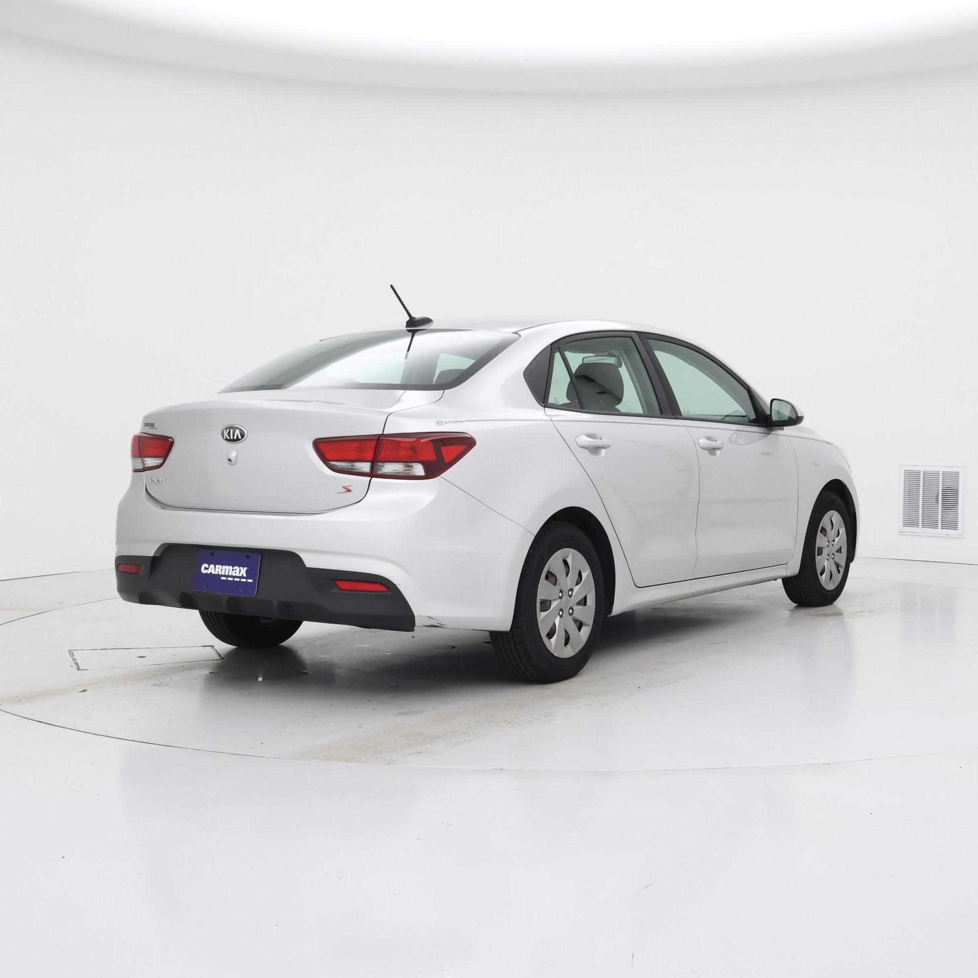 Thumbnail: 2019 Kia Rio - 8