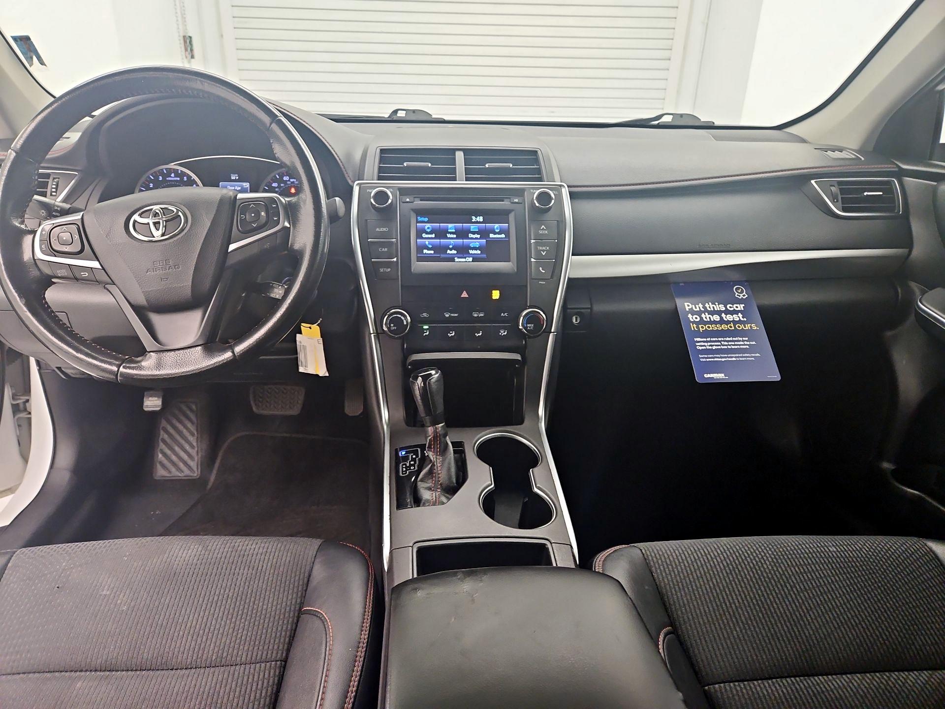 Thumbnail: 2016 Toyota Camry - 9