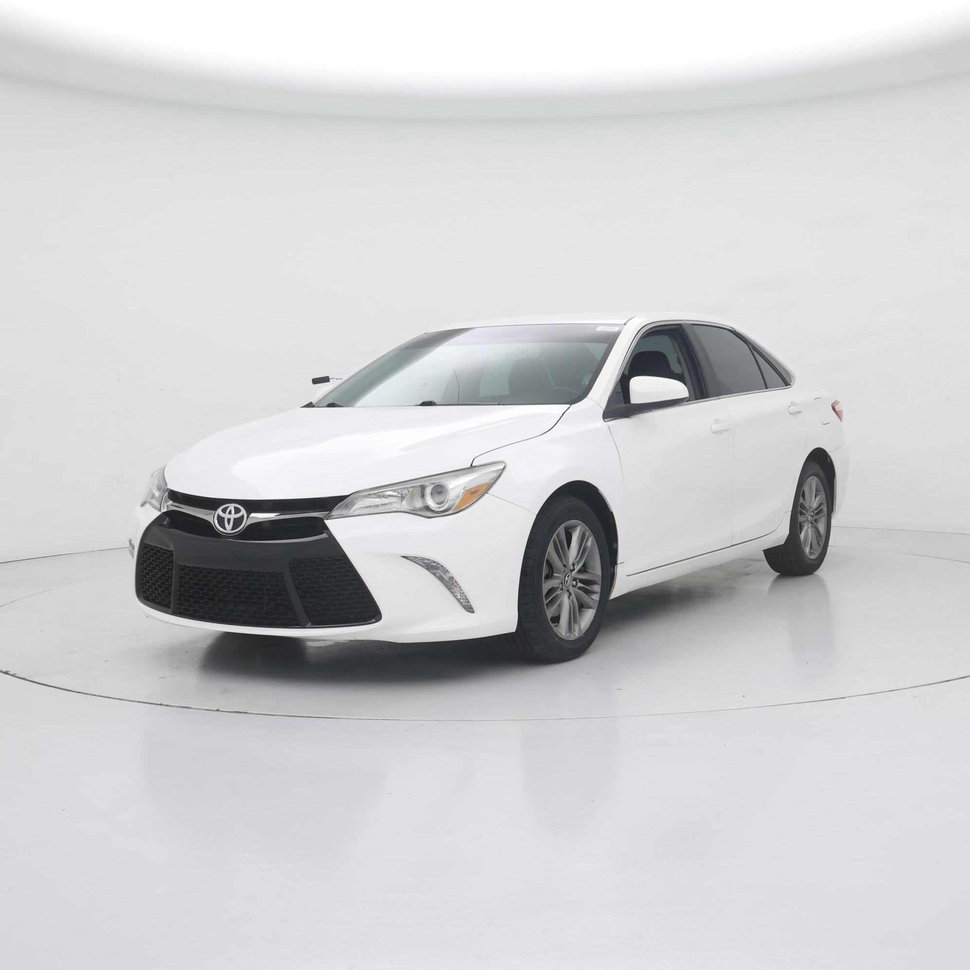 Thumbnail: 2016 Toyota Camry - 4