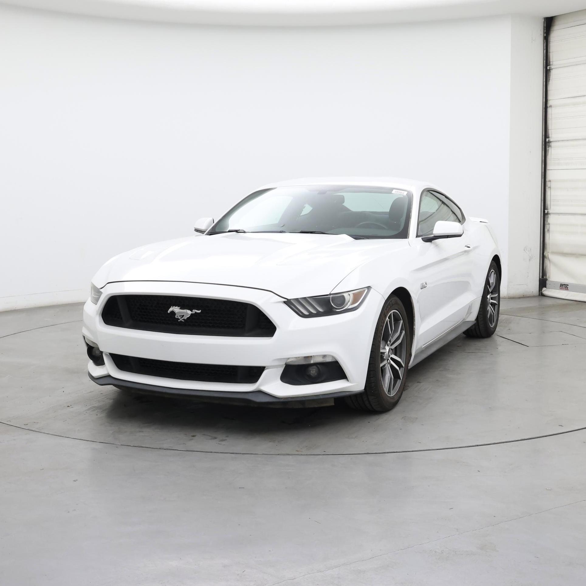 Thumbnail: 2015 Ford Mustang - 4