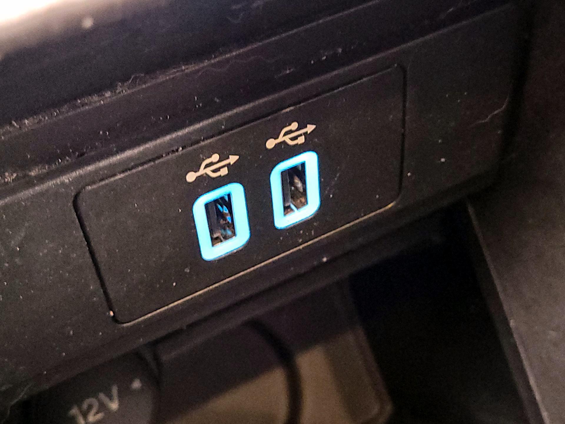 Thumbnail: 2016 Ford Escape - 18