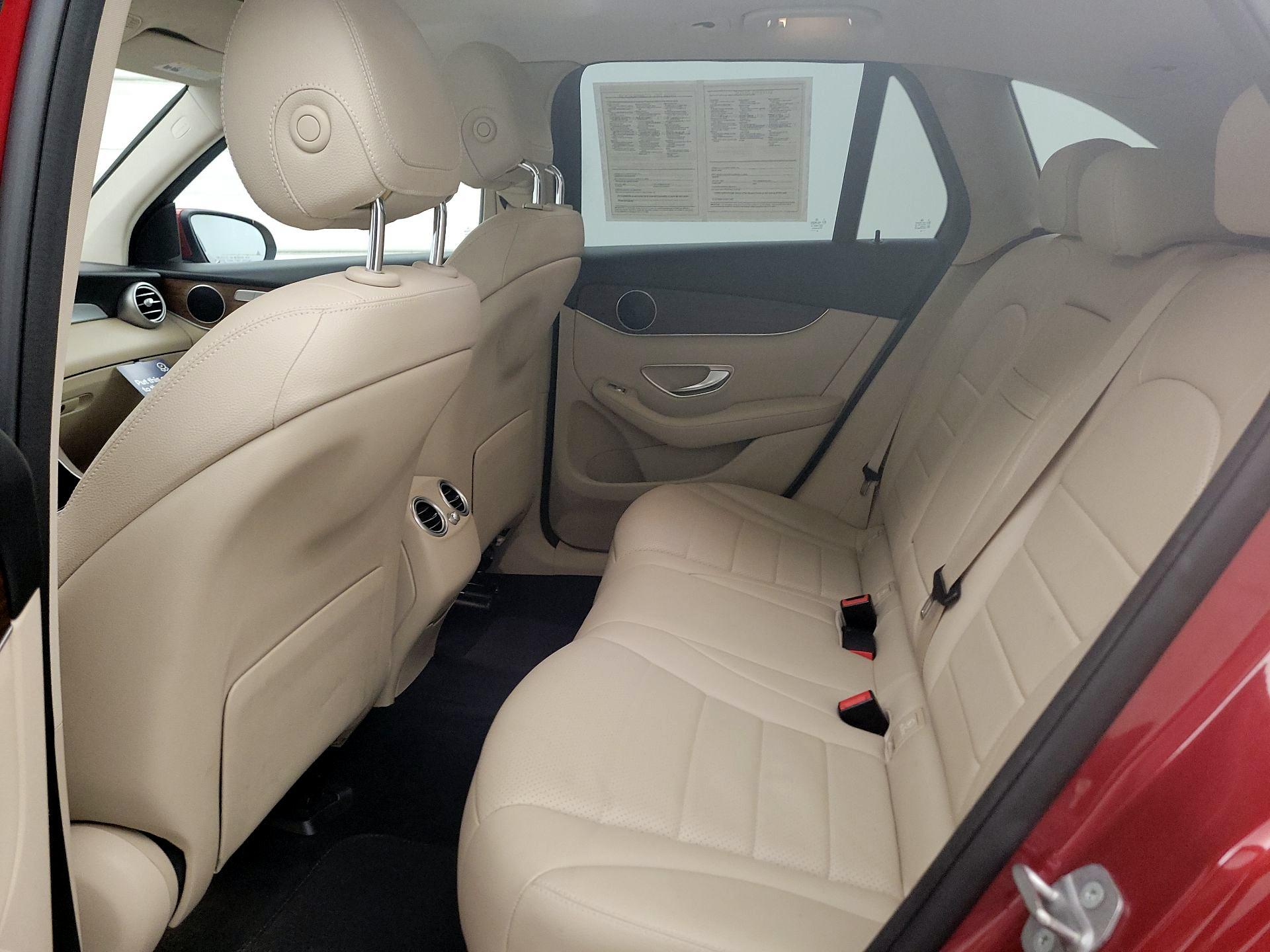 Thumbnail: 2020 Mercedes-Benz GLC - 19