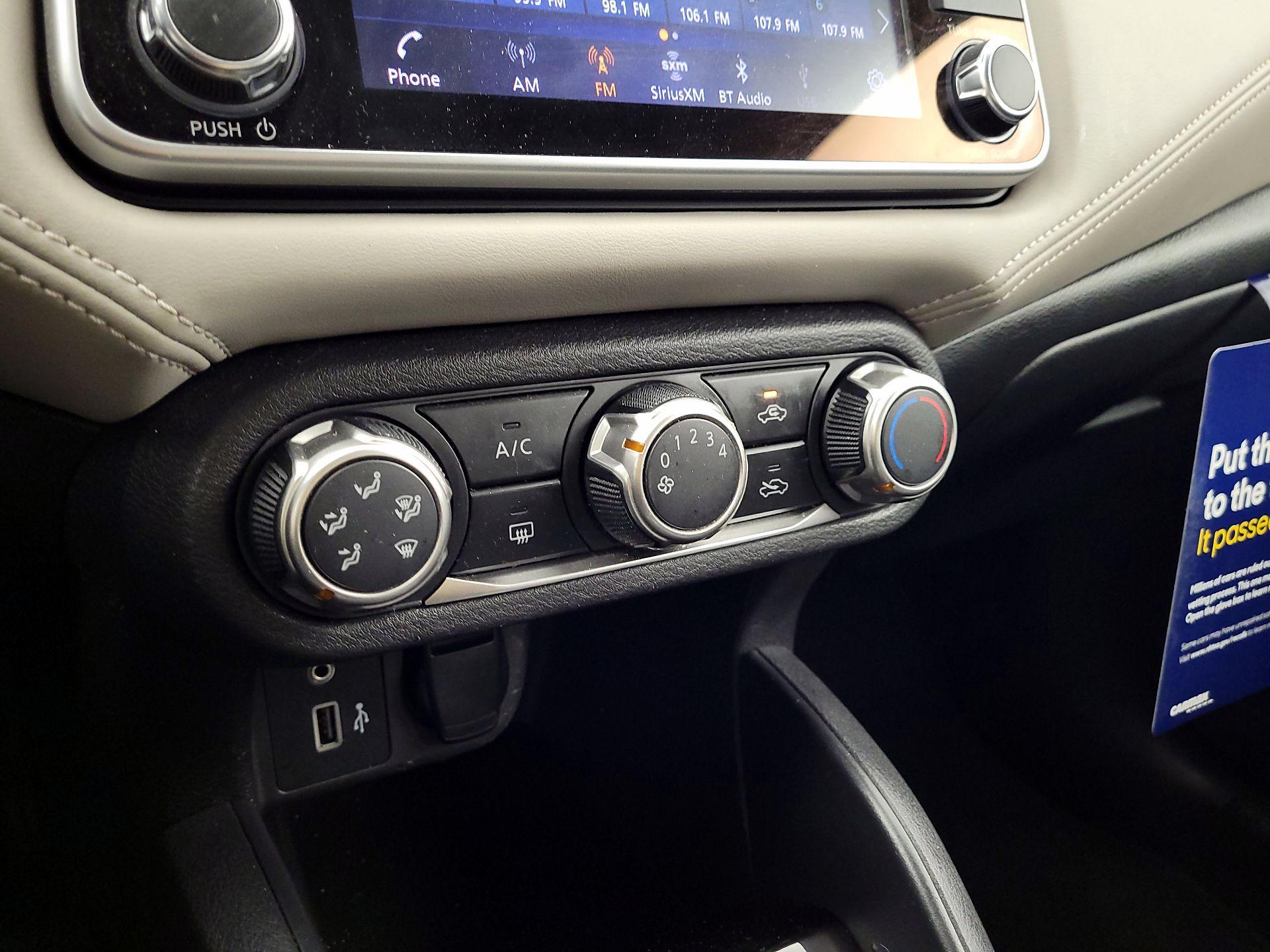 Thumbnail: 2020 Nissan Versa - 15