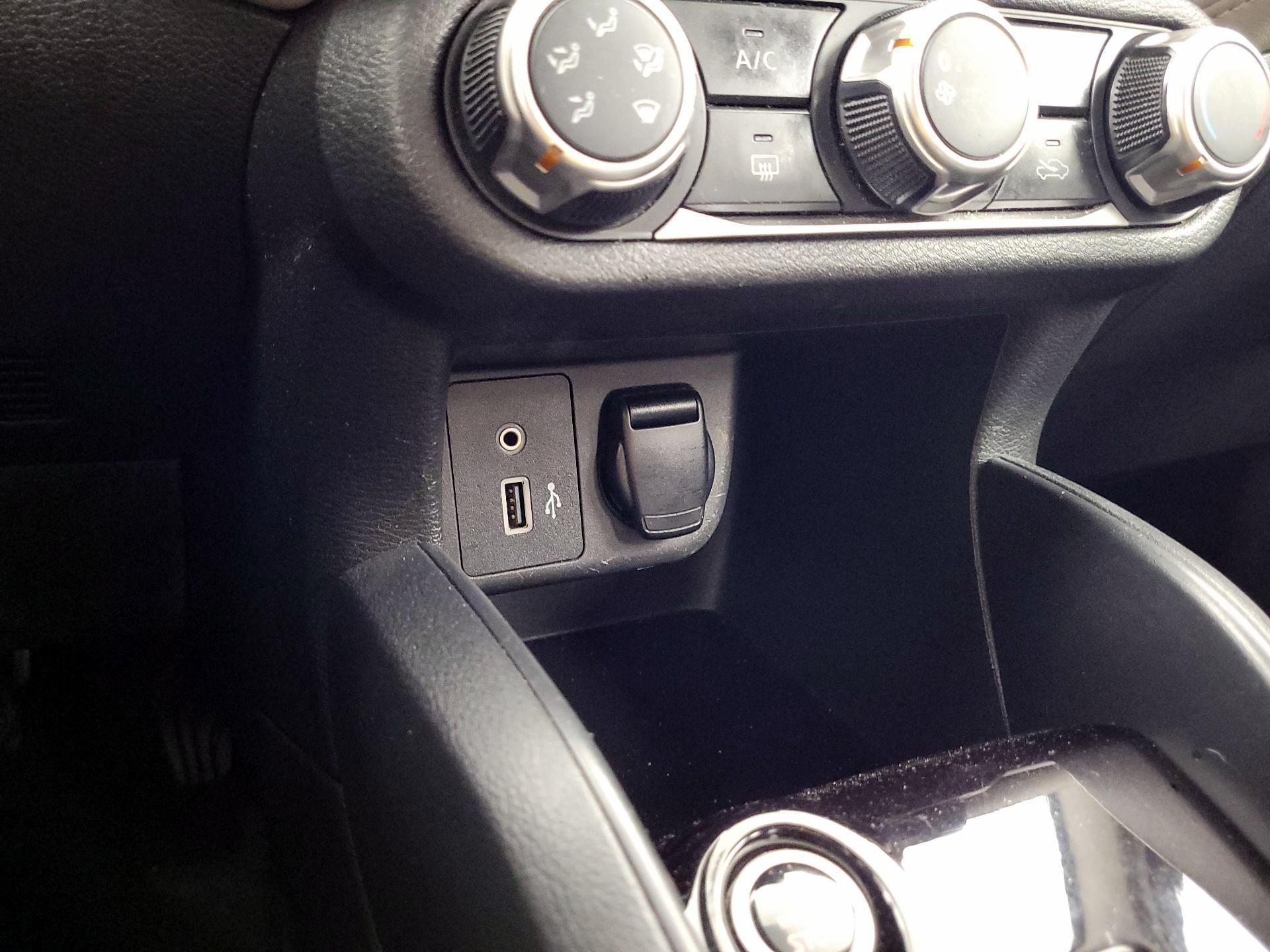 Thumbnail: 2020 Nissan Versa - 17