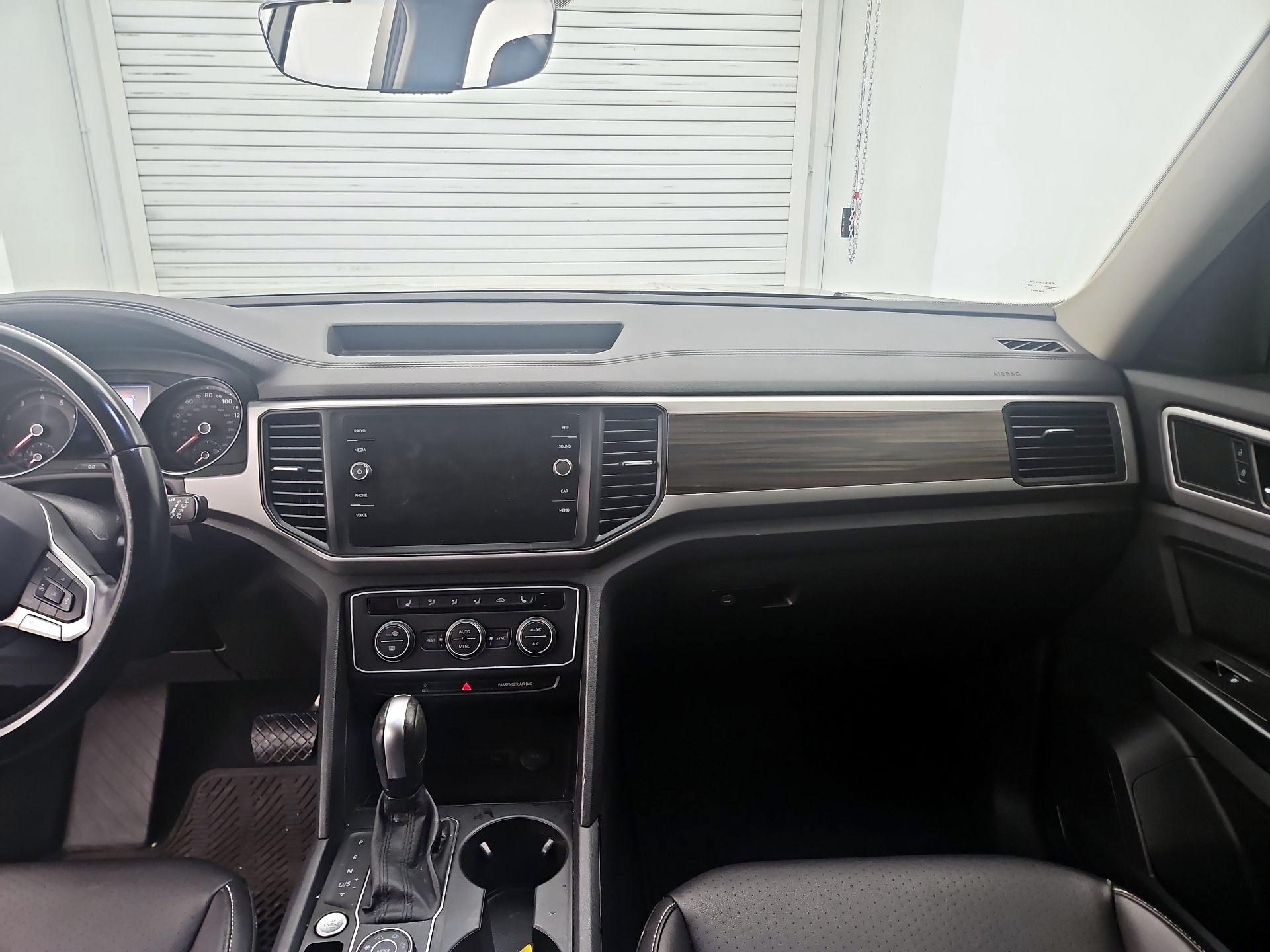 Thumbnail: 2021 Volkswagen Atlas - 9