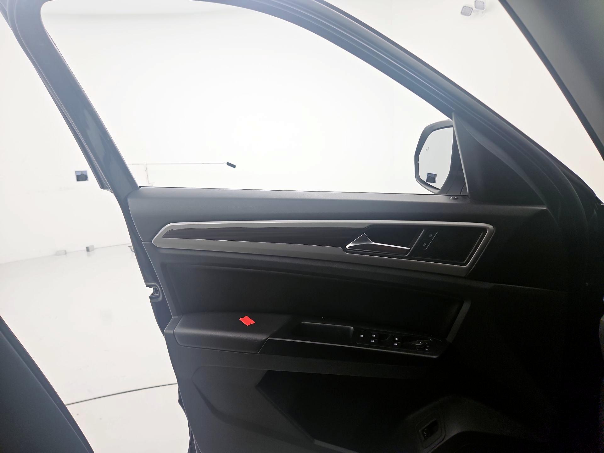 Thumbnail: 2021 Volkswagen Atlas - 12