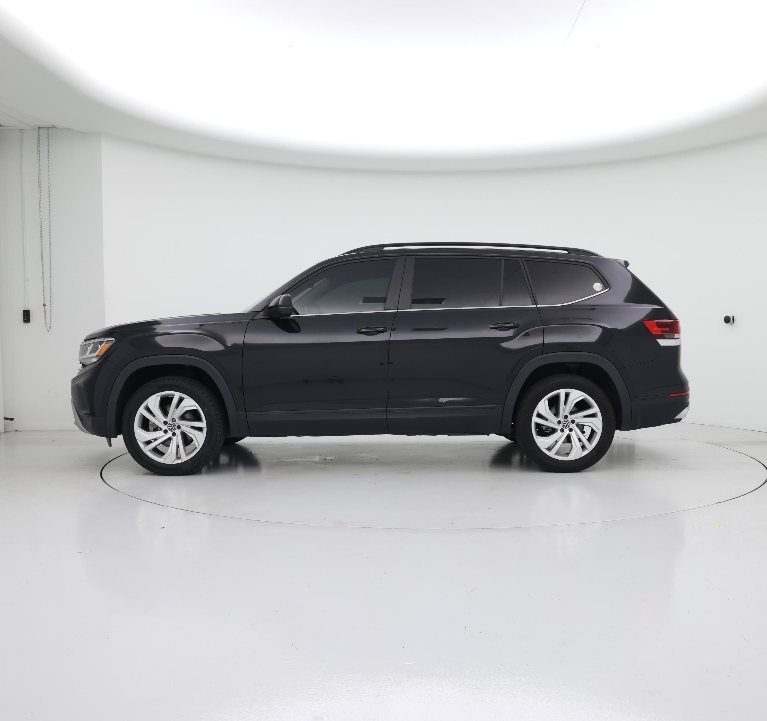 Thumbnail: 2021 Volkswagen Atlas - 3