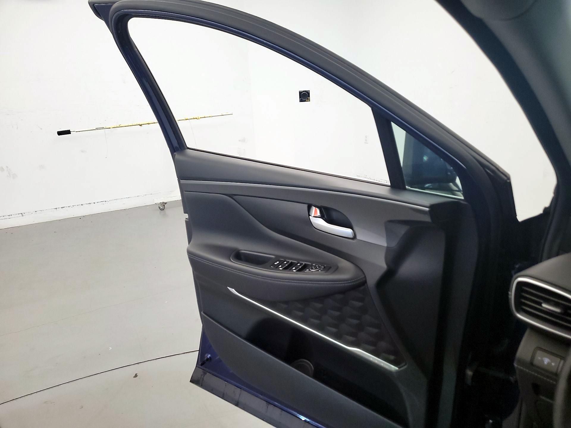 Thumbnail: 2022 Hyundai Santa Fe - 12