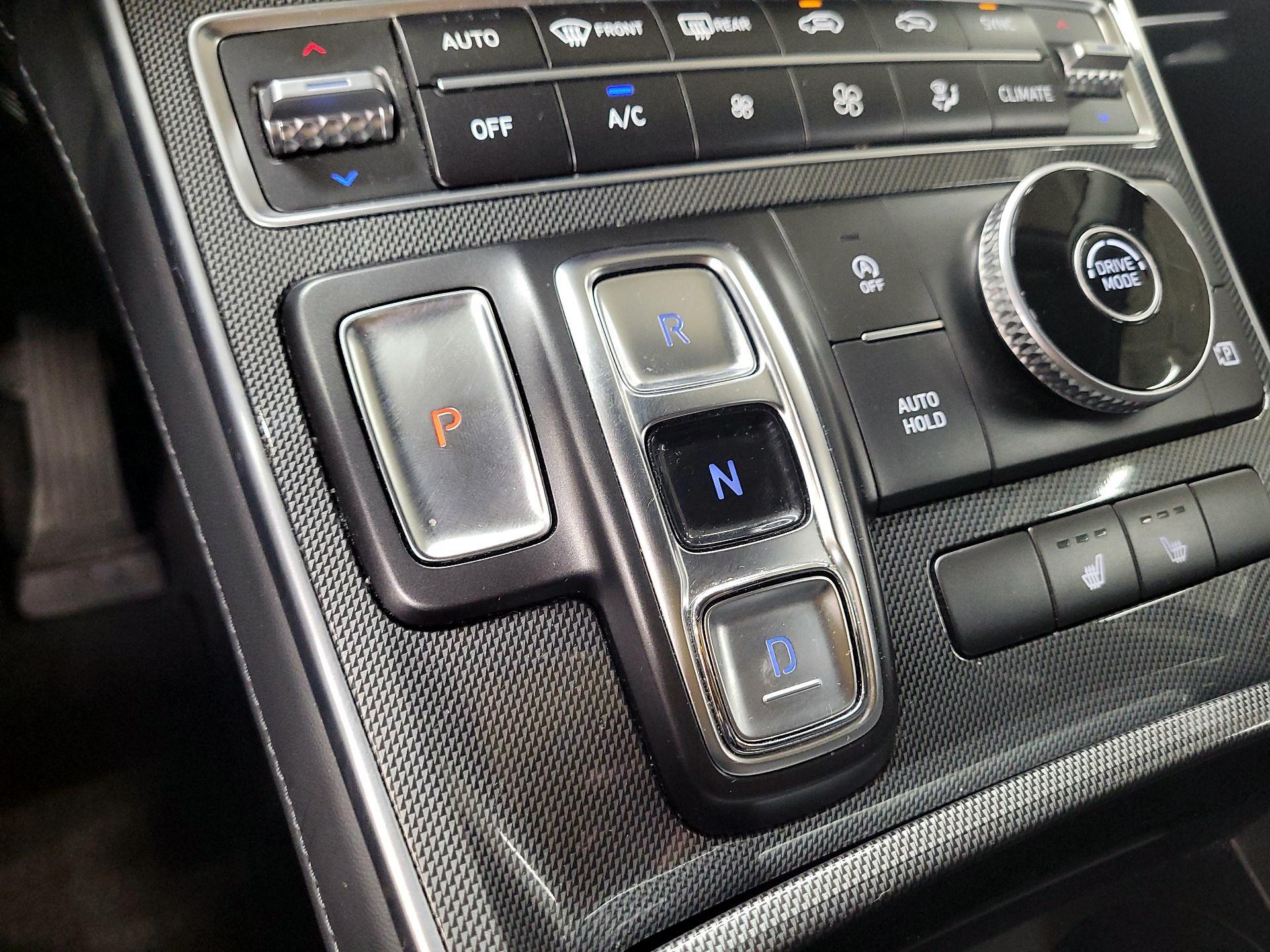 Thumbnail: 2022 Hyundai Santa Fe - 15