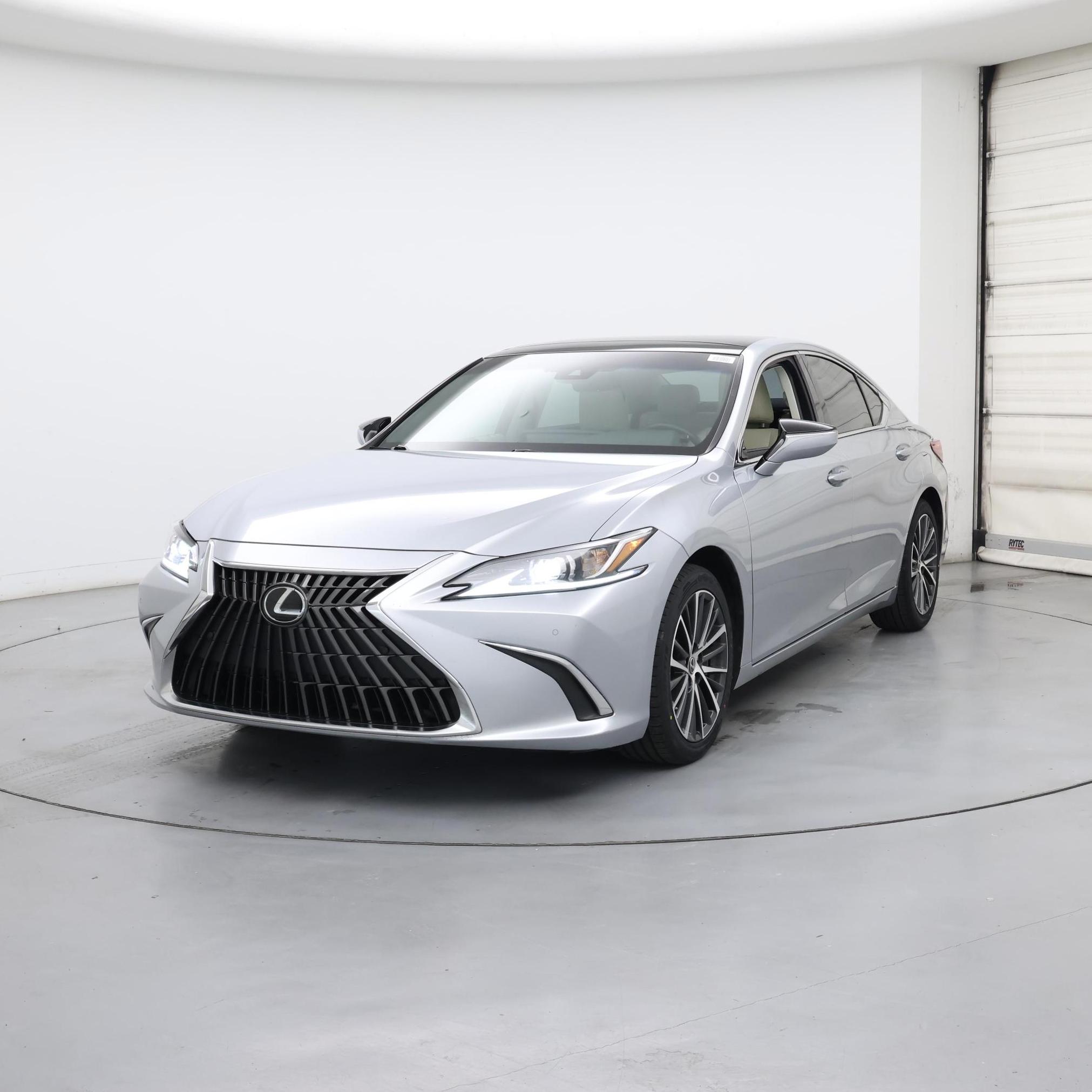 Thumbnail: 2022 Lexus ES - 4