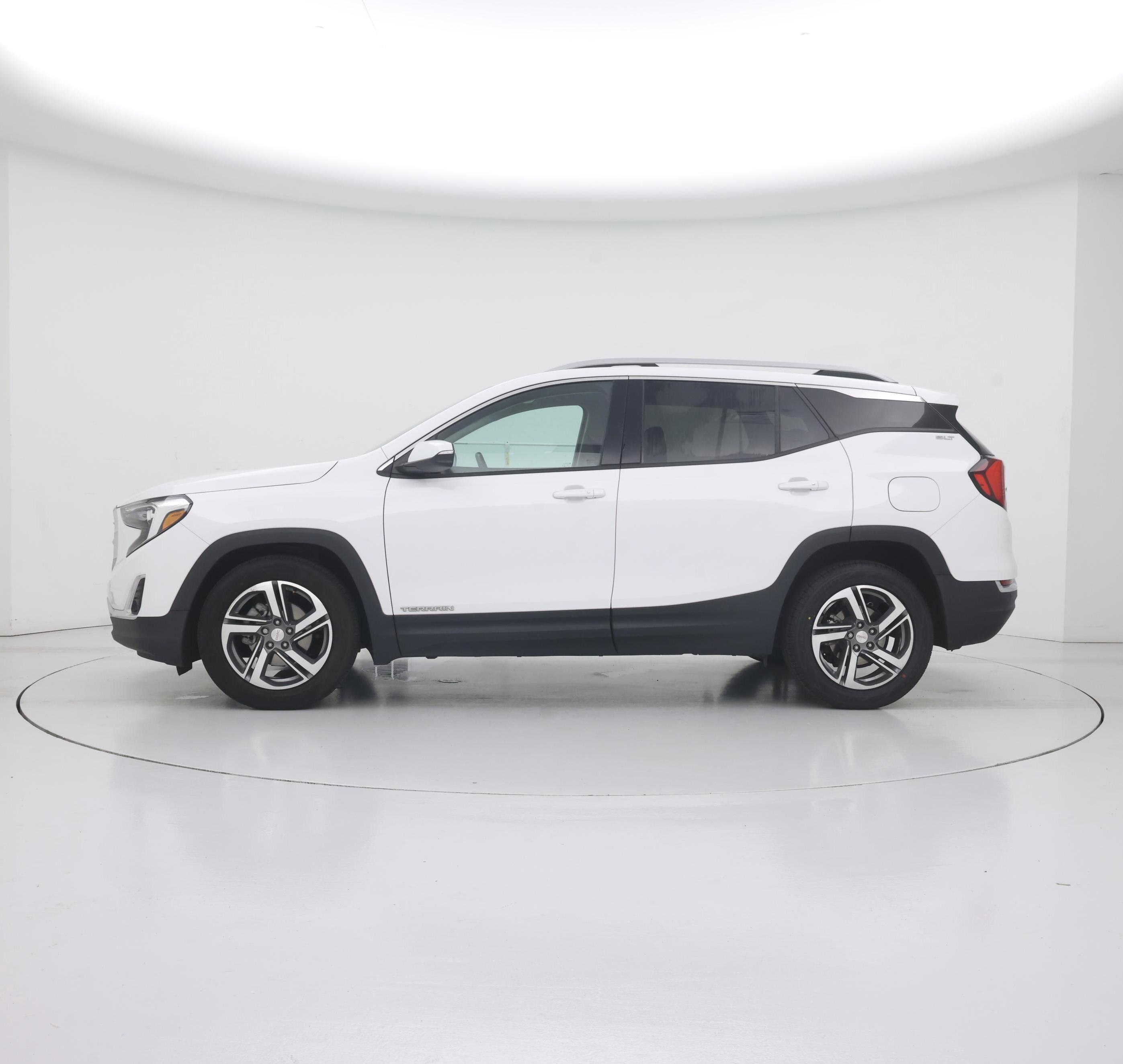 Thumbnail: 2021 GMC Terrain - 3