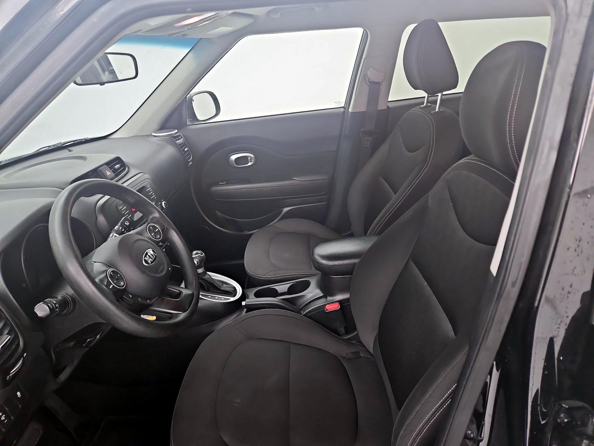 Thumbnail: 2015 Kia Soul - 11